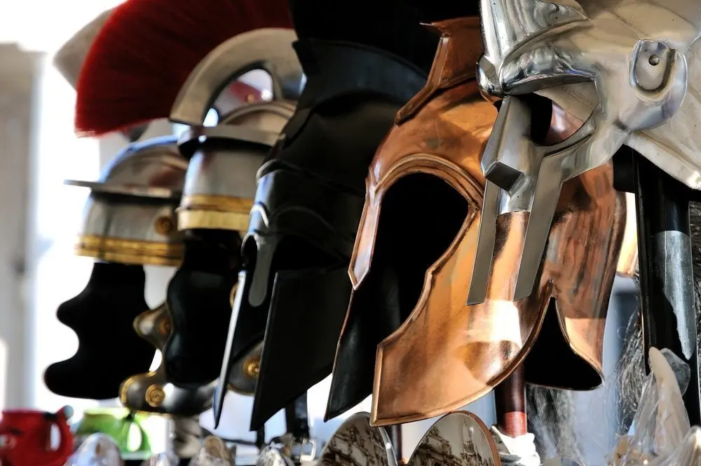 Cascos del Imperio Romano: protección, evolución y poder entre el siglo I a.C. y V d.C.
