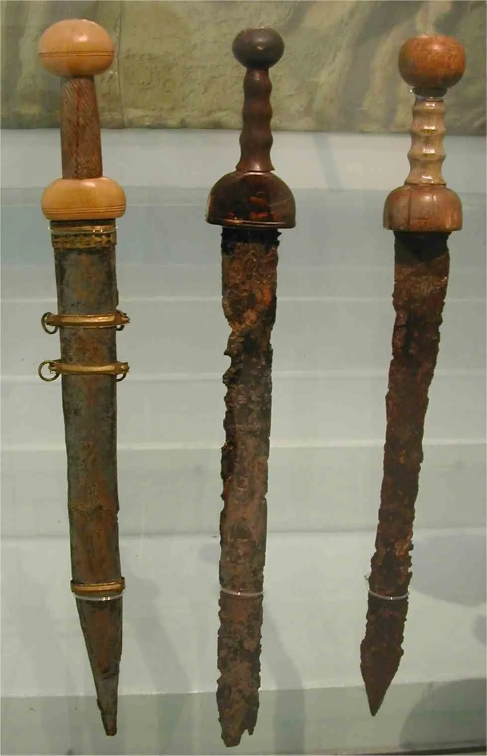 Espadas del Imperio Romano: acero, poder y evolución del siglo I a.C. al V d.C.