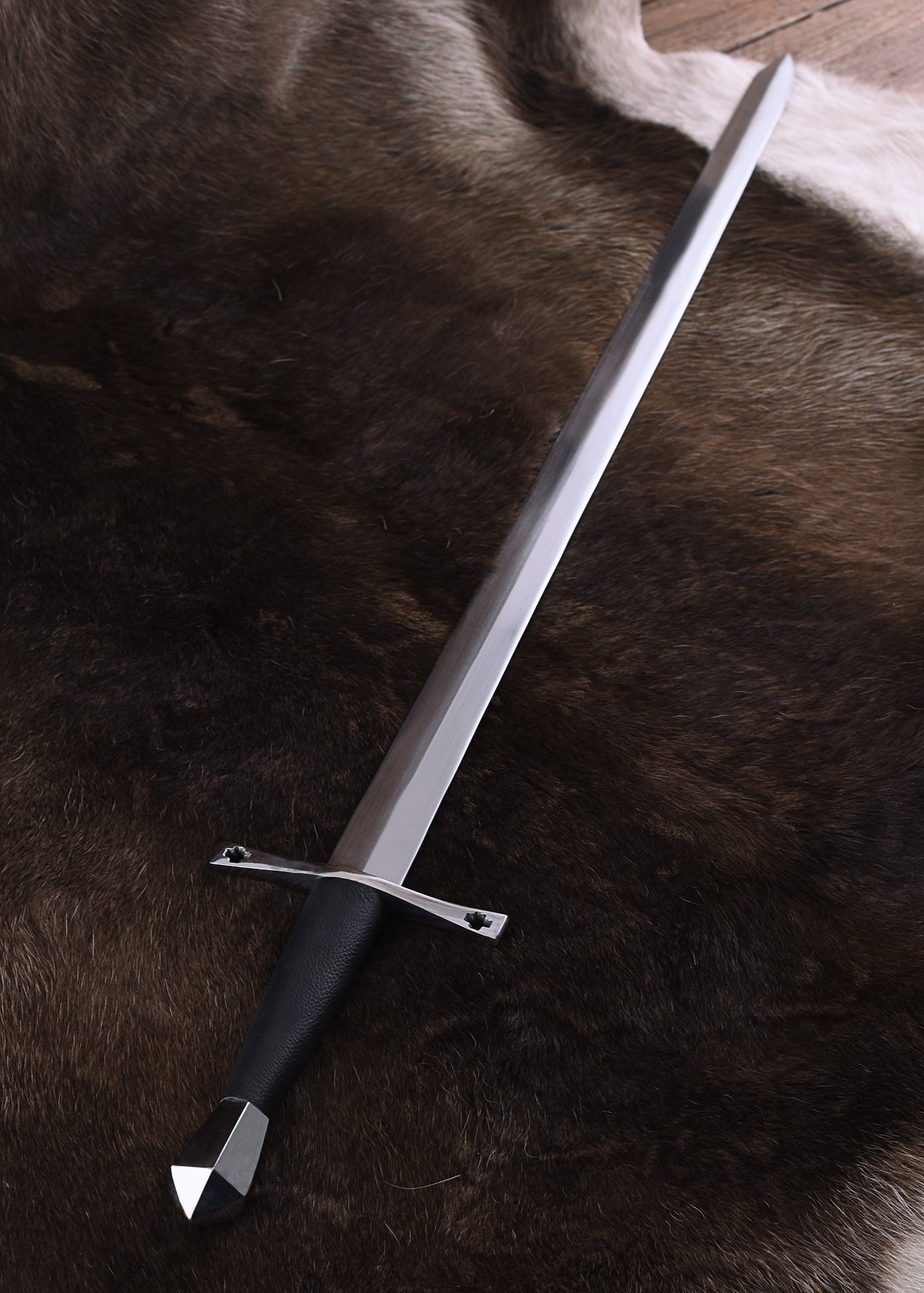Imagen única de: Espada Medieval De Una Mano Con Cruz, Acero , Categoría-C