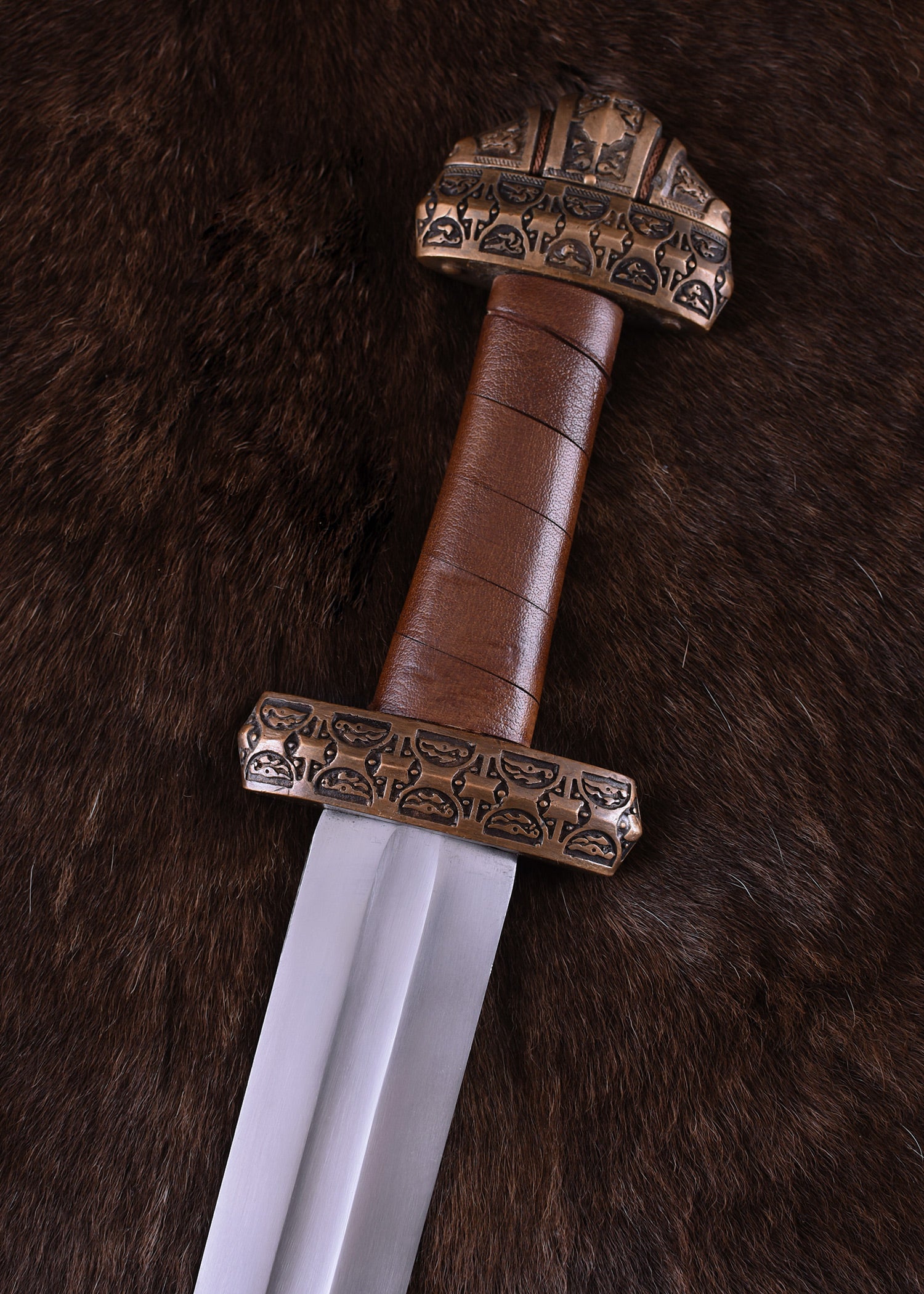 Imagen única de: Espada Vikinga (Isla Eigg) Con Mango De Cuero, Hoja Endurecida Categoría-B