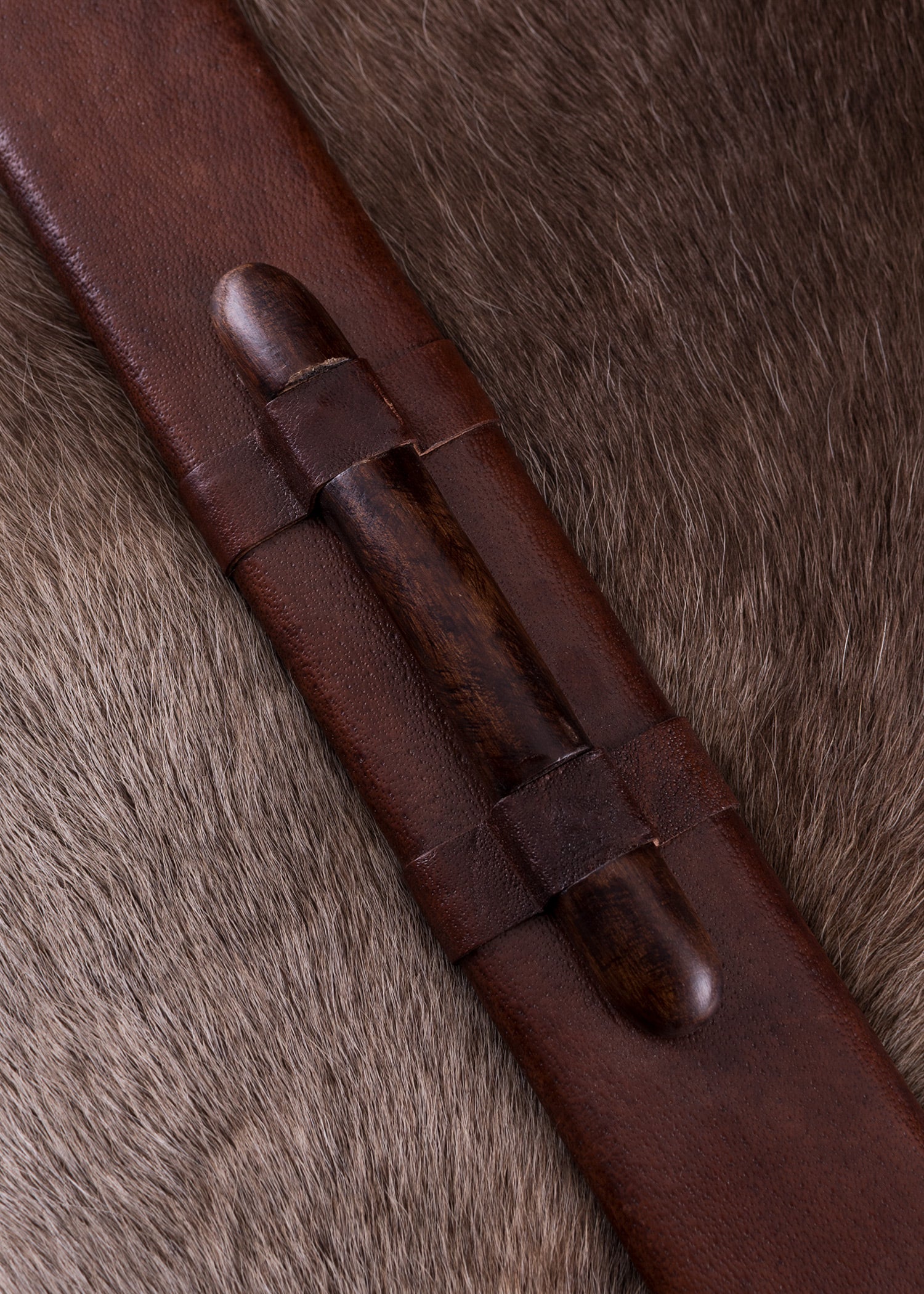 Imagen única de: Espada Vendelzeit Con Vaina, Empuñadura De Latón, Estañada, Acero De Damasco Categoría-B