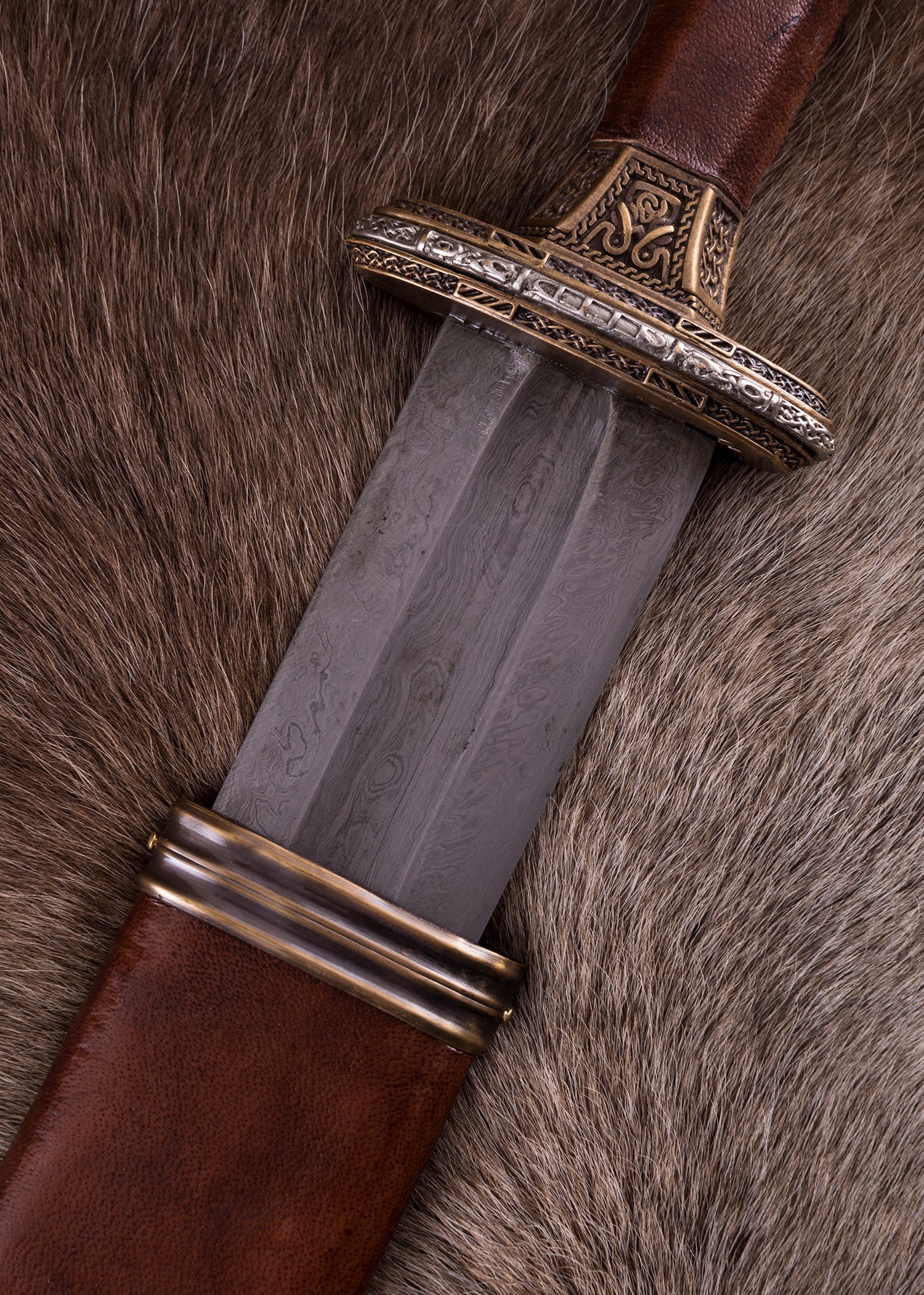 Imagen única de: Espada De Época Vendel Con Vaina, Empuñadura De Latón, Acero De Damasco Categoría-B