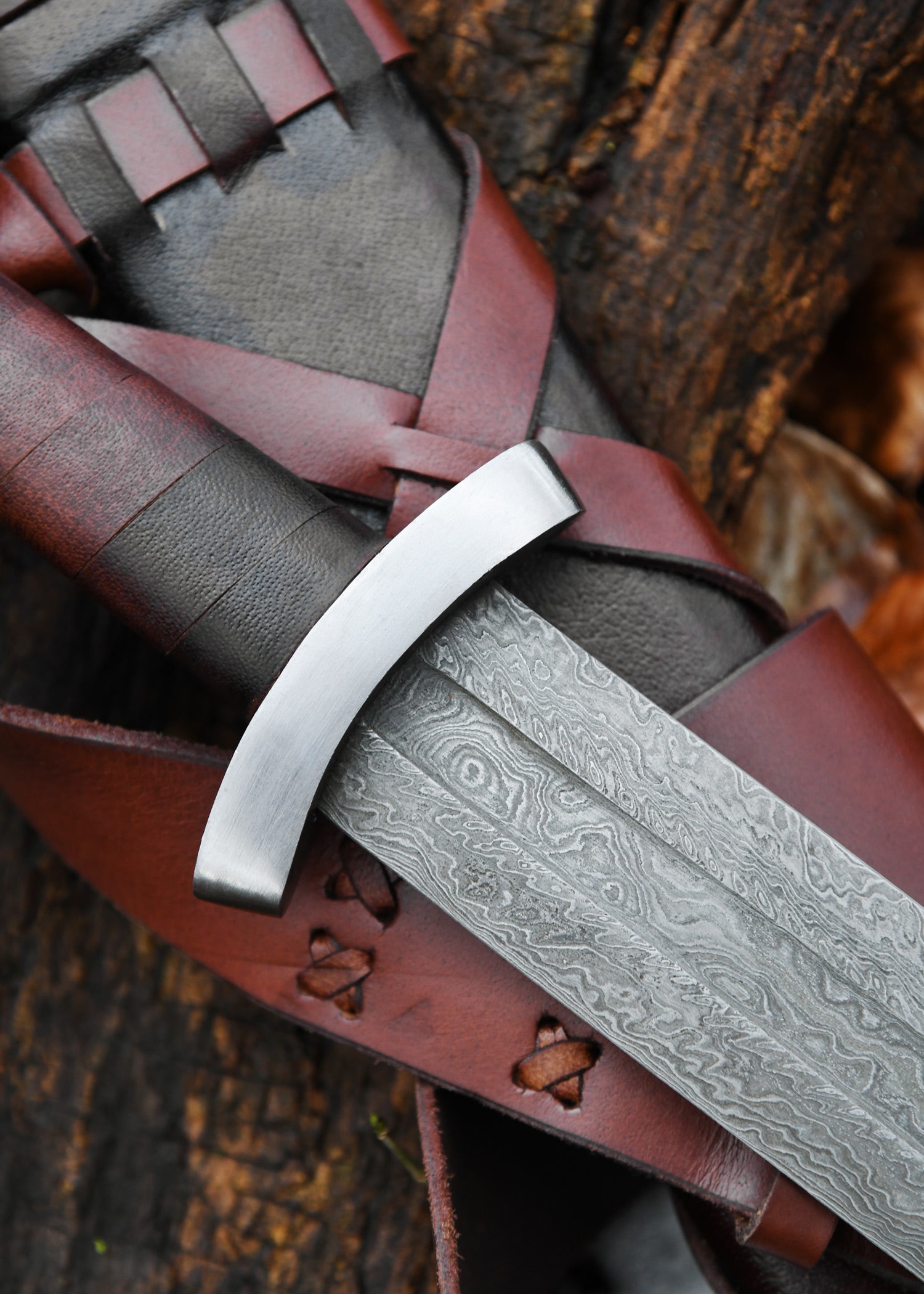 Imagen única de: Espada Vikinga Temprana Godfred Con Vaina, Hoja De Damasco Categoría-B