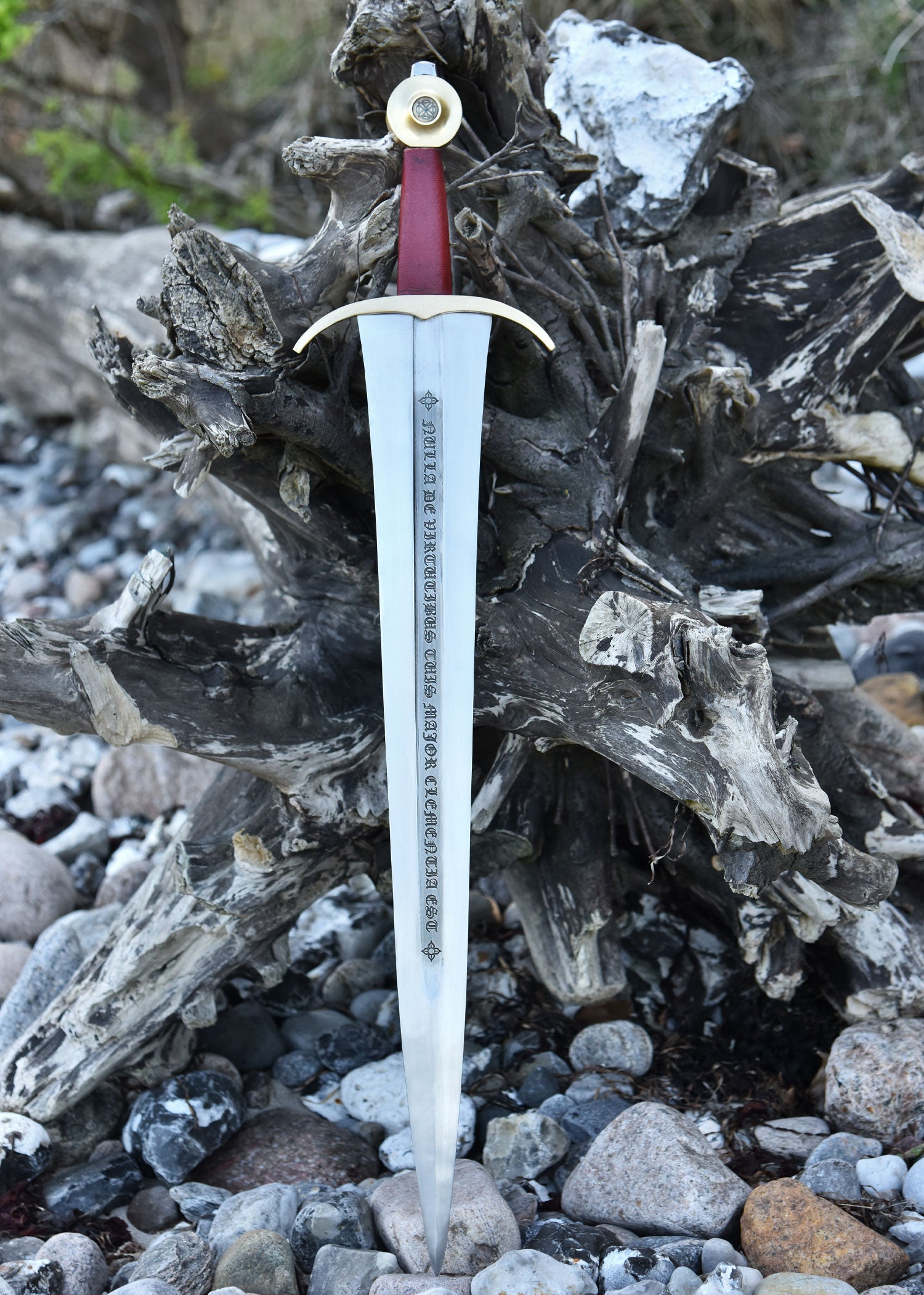 Imagen única de: Espada Felipe Iv Con Vaina, Siglo Xiv. Categoría-B