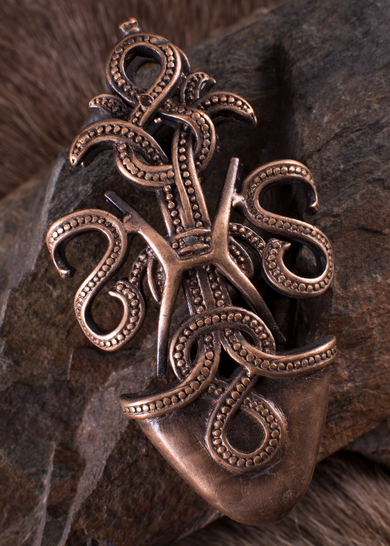 Imagen única de: Placa Para Funda De Espada Vikinga, Motivo De Serpiente, Bronce