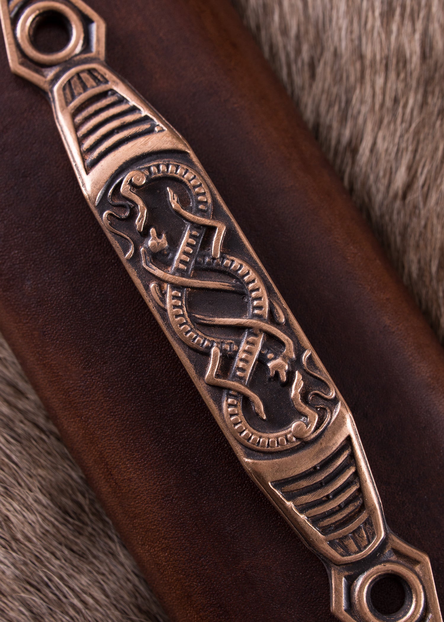 Imagen única de: Pasador De Correa Para Vaina De Espada Vikinga, Serpientes Pequeñas, Bronce