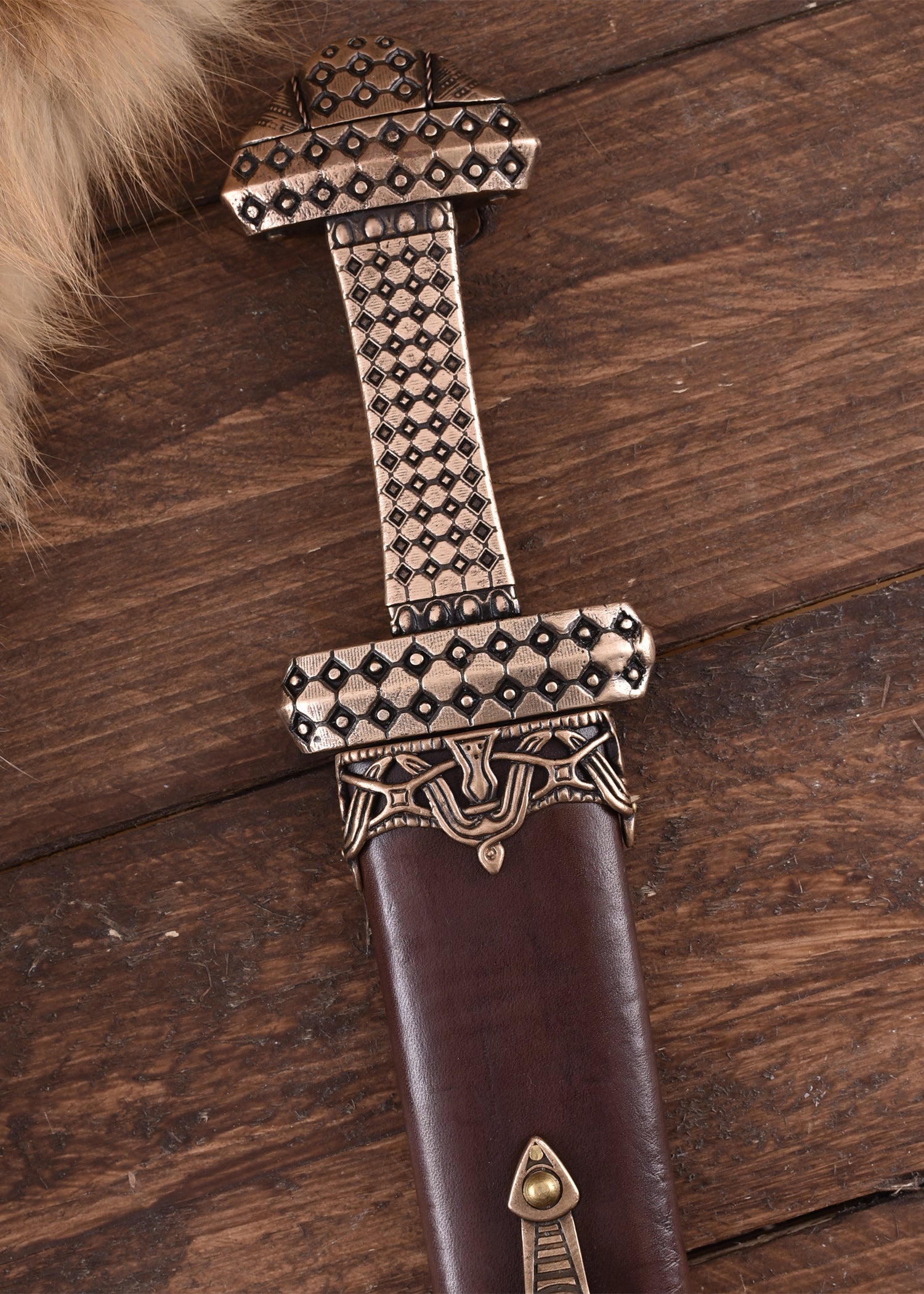 Imagen única de: Espada Vikinga Con Mango De Bronce.