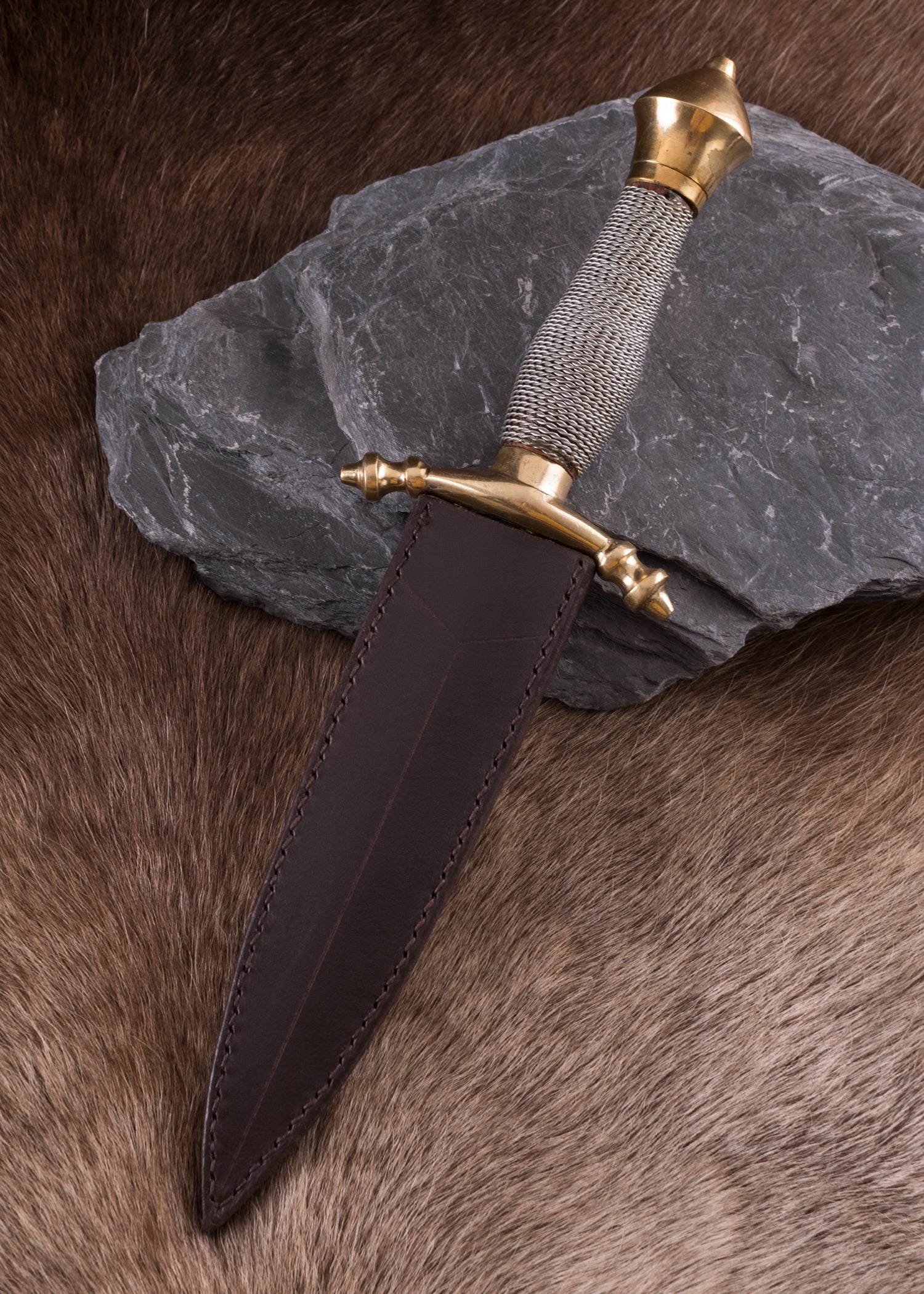 Imagen única de: Funda De Cuero Marrón Para Daga De Bota.