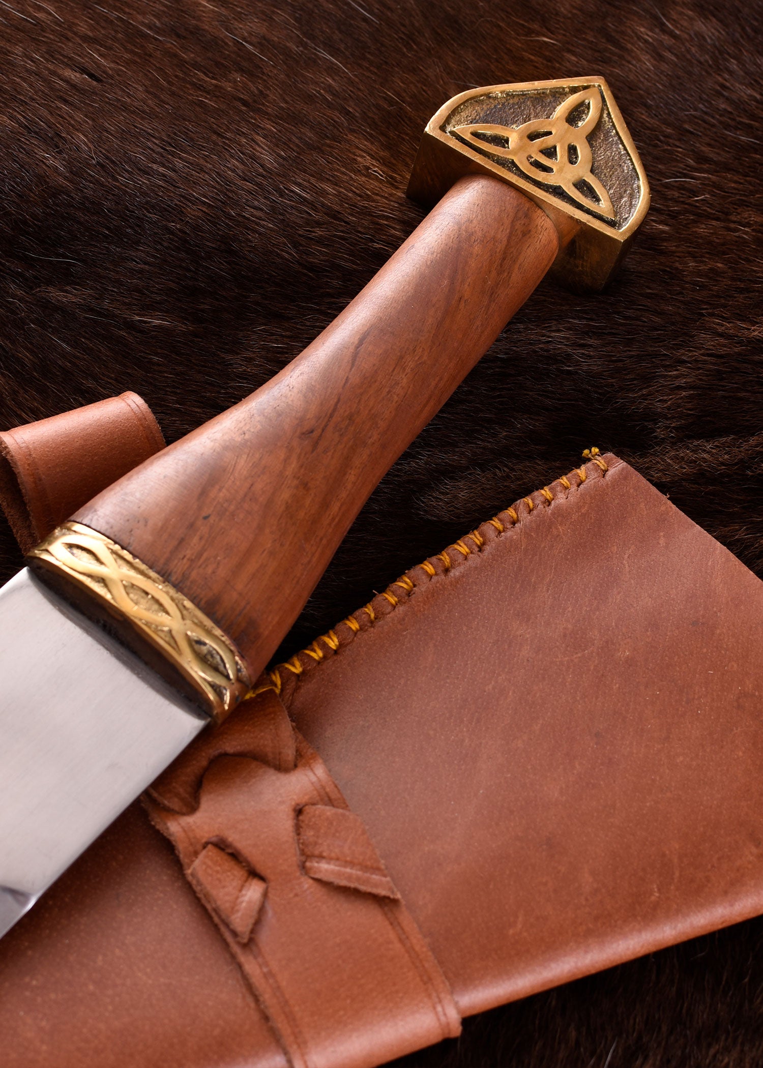 Imagen única de: Sax (Seax) Vikingo Con Funda De Cuero Marrón Y Mango De Madera