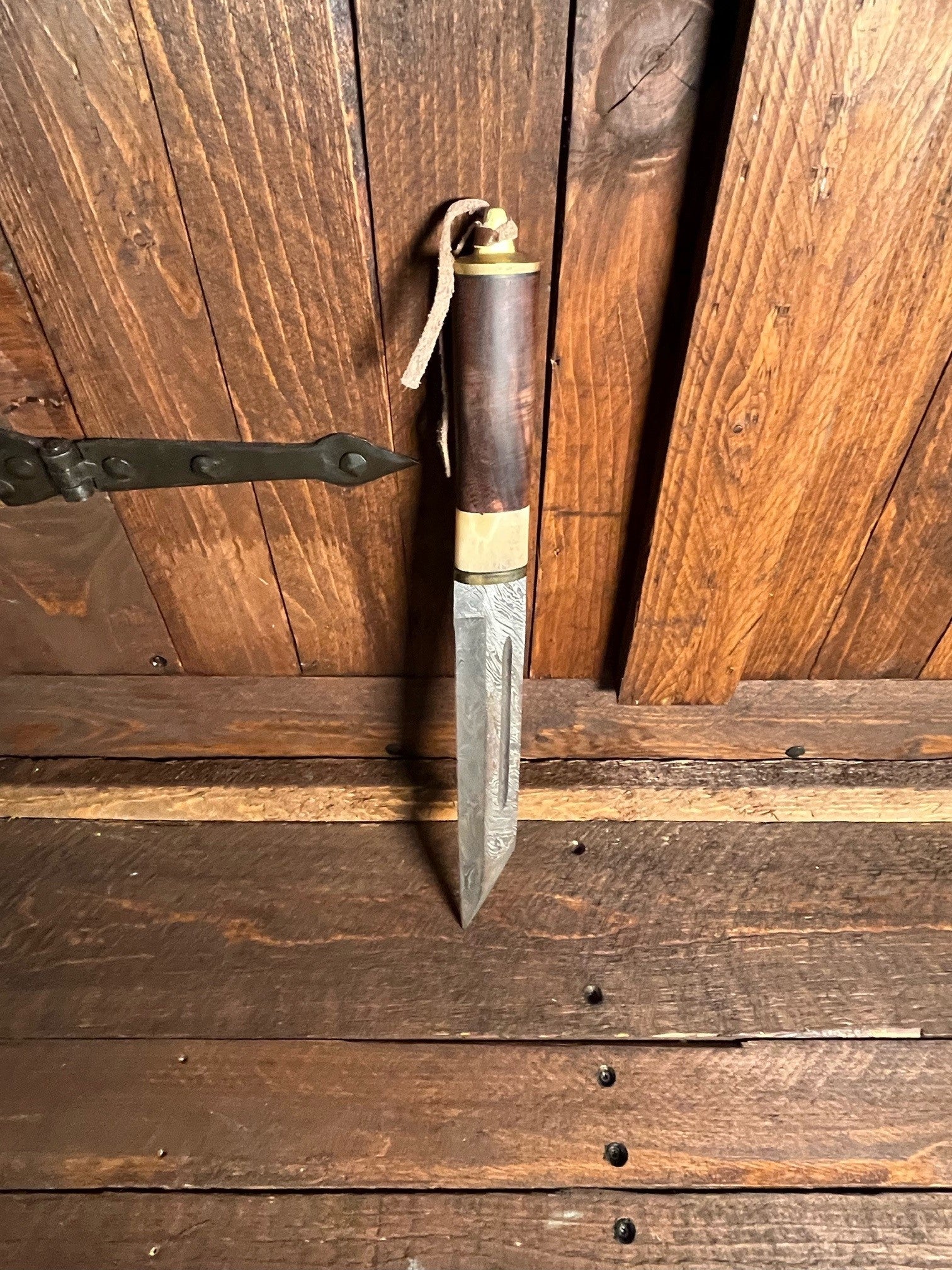 Imagen única de: Skramasax, Sax (Seax) Fabricado En Acero De Damasco Con Mango De Madera/hueso, Con Defectos