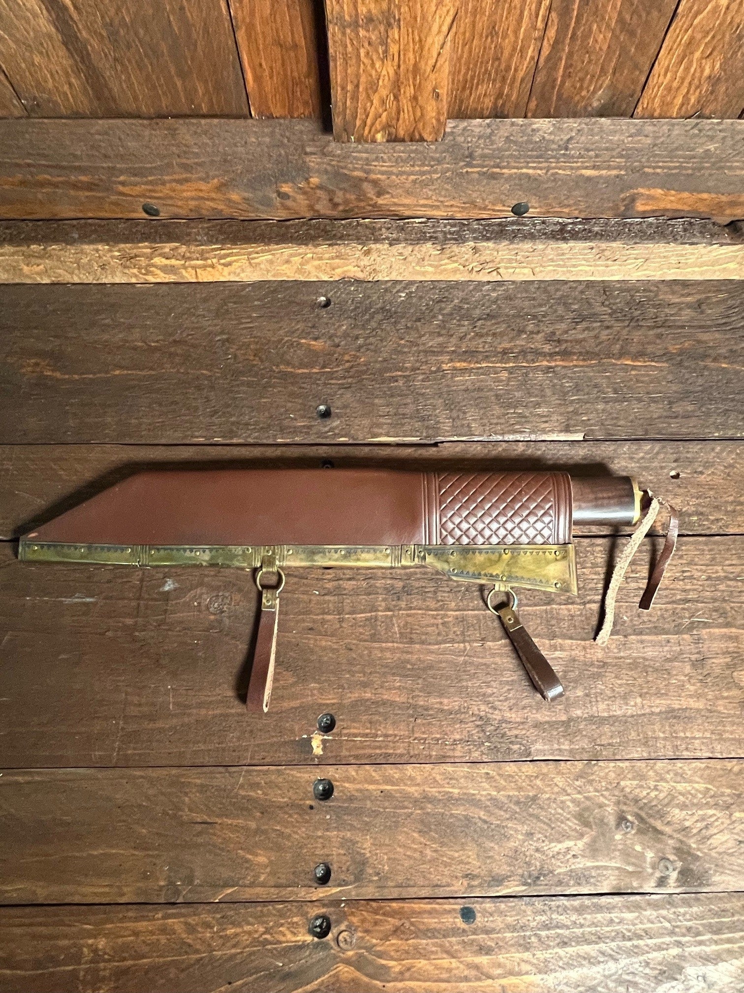 Imagen única de: Skramasax, Sax (Seax) Fabricado En Acero De Damasco Con Mango De Madera/hueso, Con Defectos