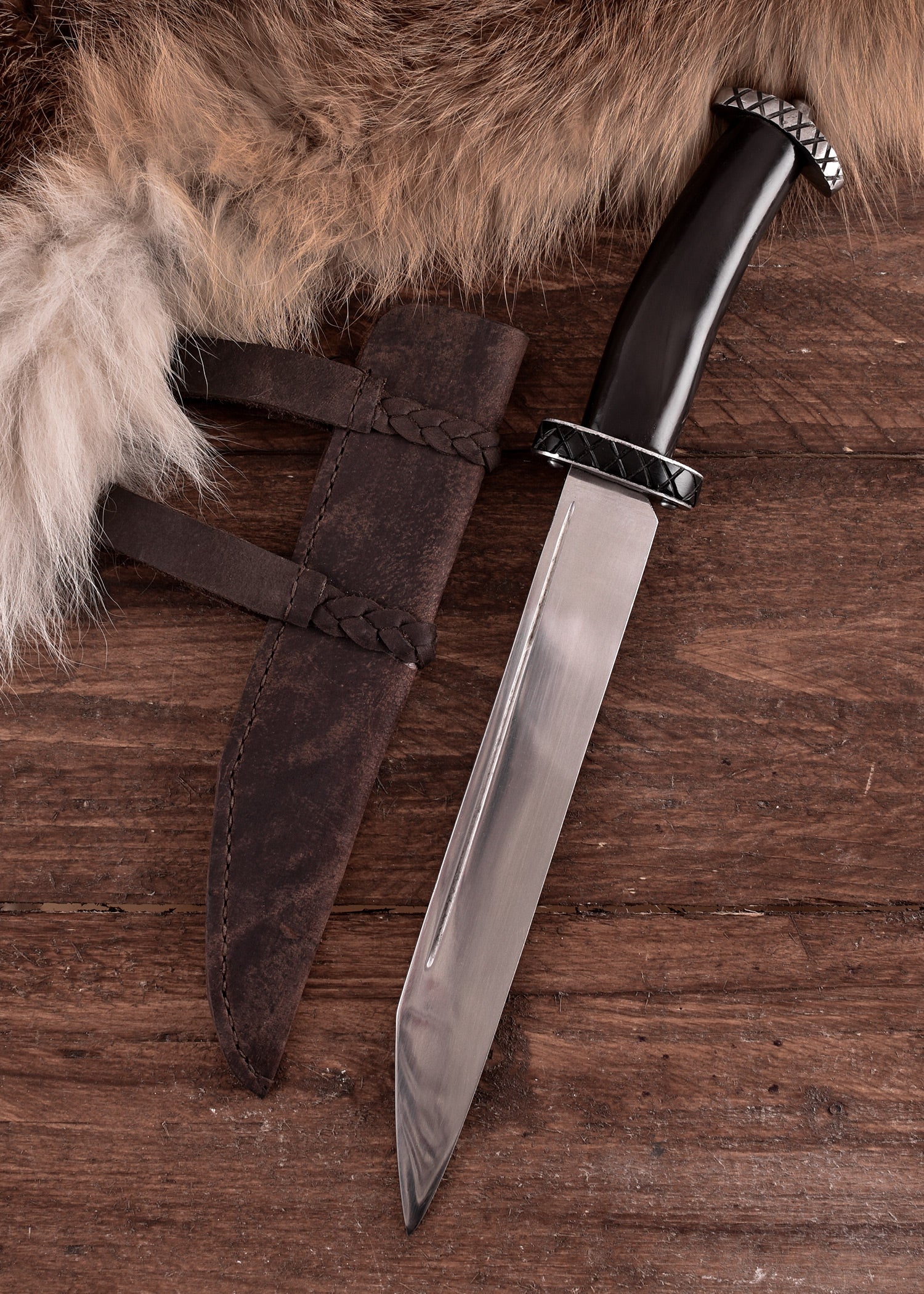 Imagen única de: Sax (Seax) Corto Con Mango De Asta Y Funda De Cuero.