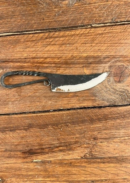Imagen única de: Cuchillo Medieval Con Funda De Cuero, Aprox. 18 Cm, Con Defectos.