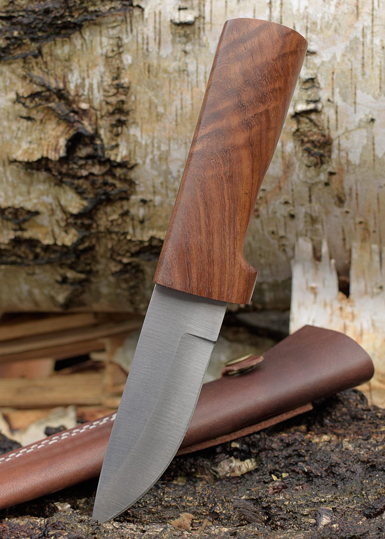 Imagen única de: Cuchillo De Viaje Con Mango De Madera, Incluida Funda De Cuero.