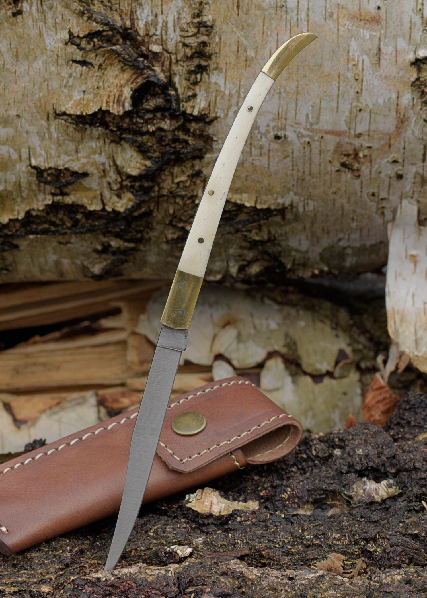 Imagen única de: Navaja Plegable Con Cachas De Hueso.