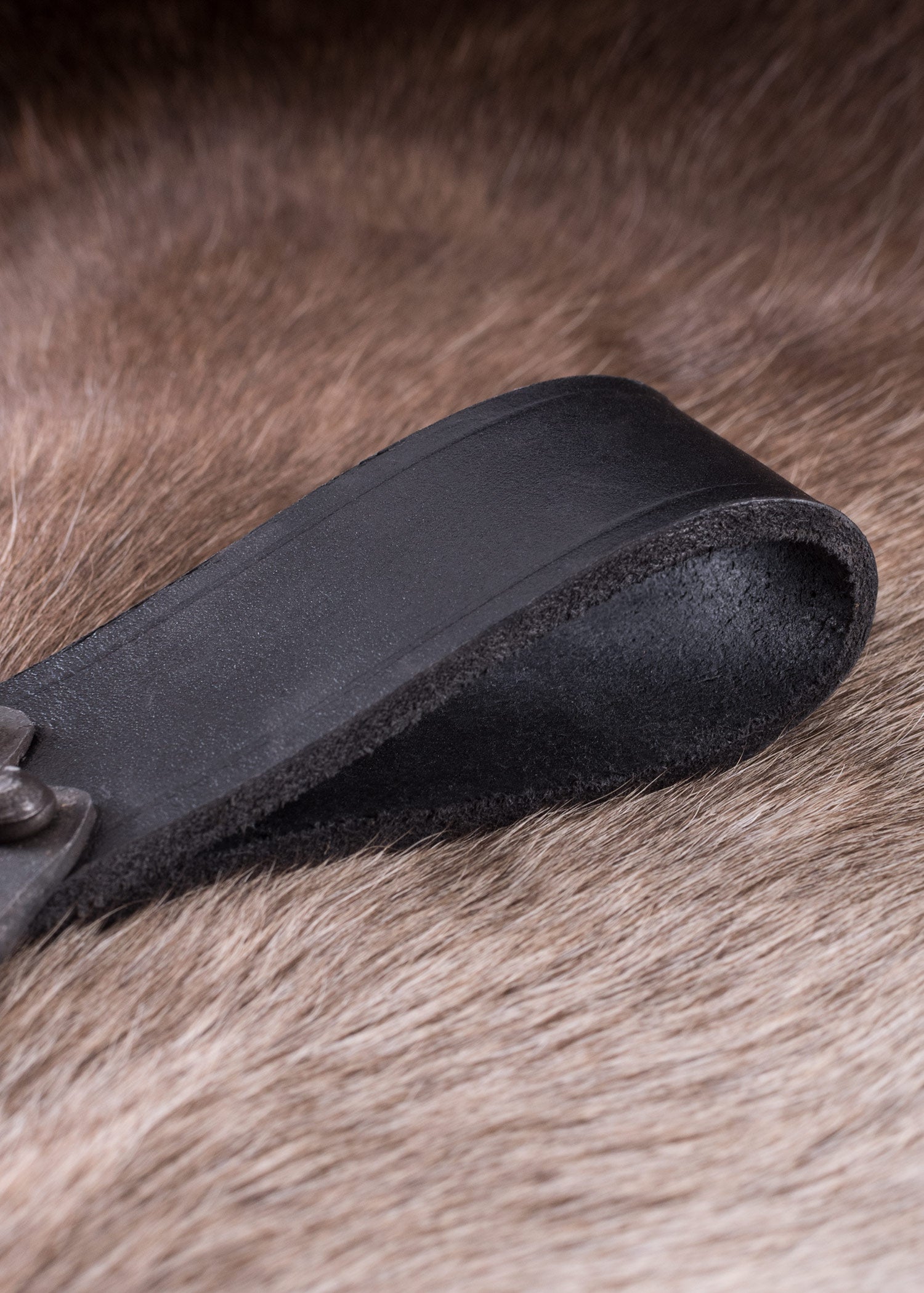 Porta Hachas Con Anilla Forjada - Tienda Medieval.