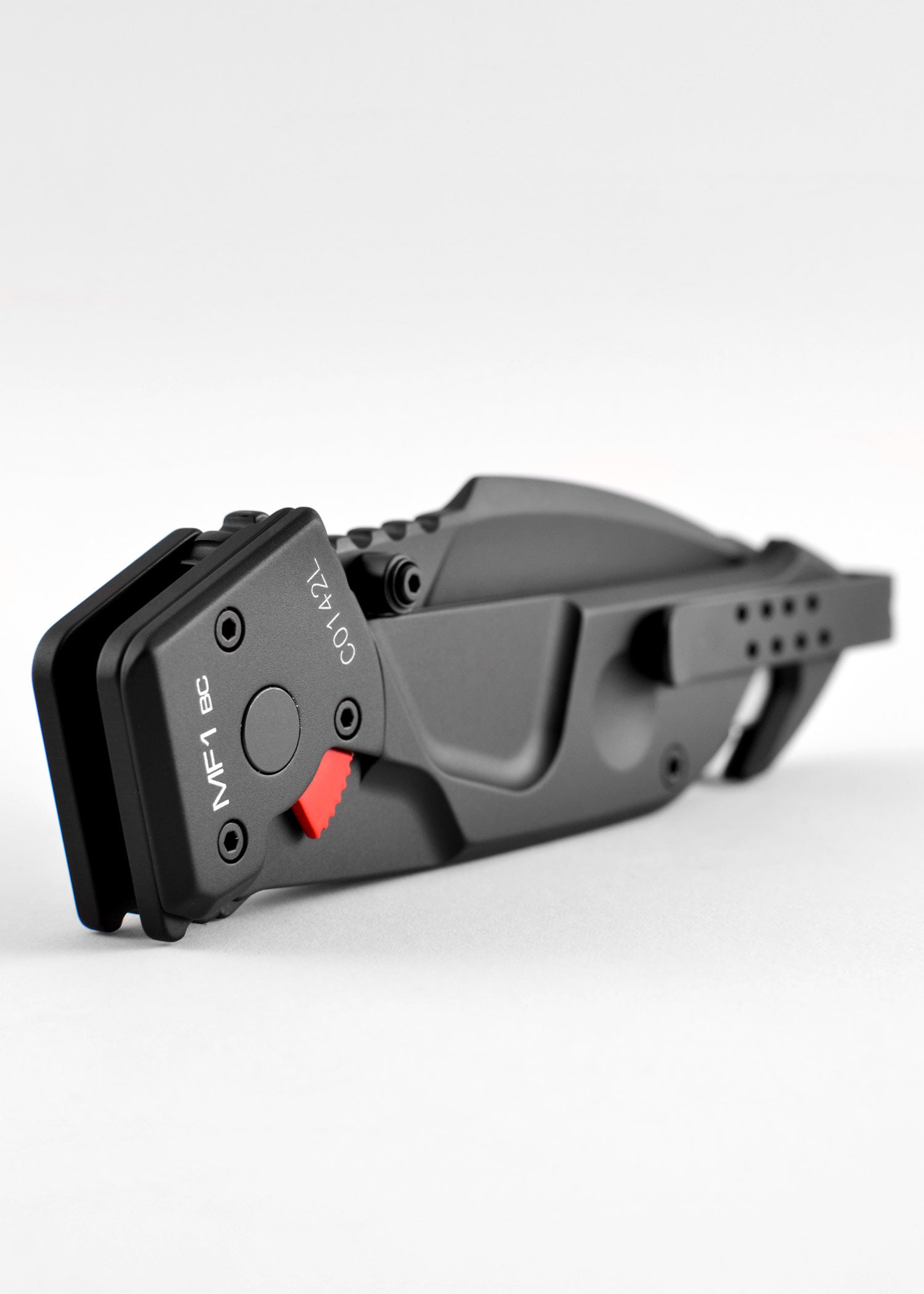 Imagen única de: Navaja De Bolsillo Mf1 Negra, Bc, Extrema Ratio