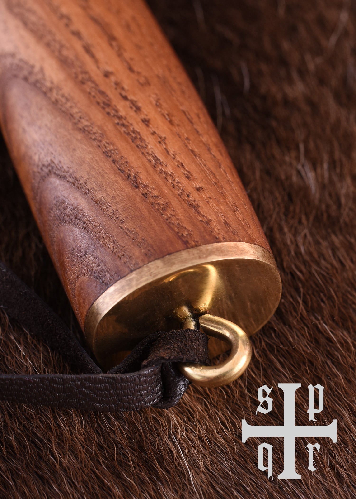 Imagen única de: Cuchillo Vikingo Fabricado En Acero De Damasco, Mango De Madera Con Ribete De Hueso.