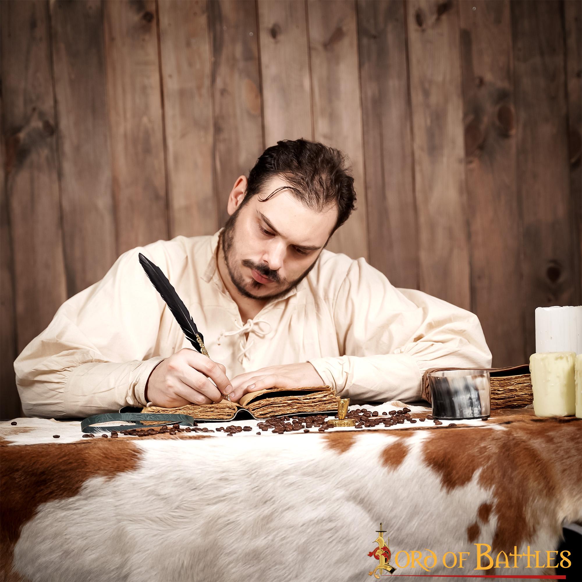 Imagen única de: Diario Medieval de Cuero con Papel Antiguo -verde - Diario Hecho a Mano