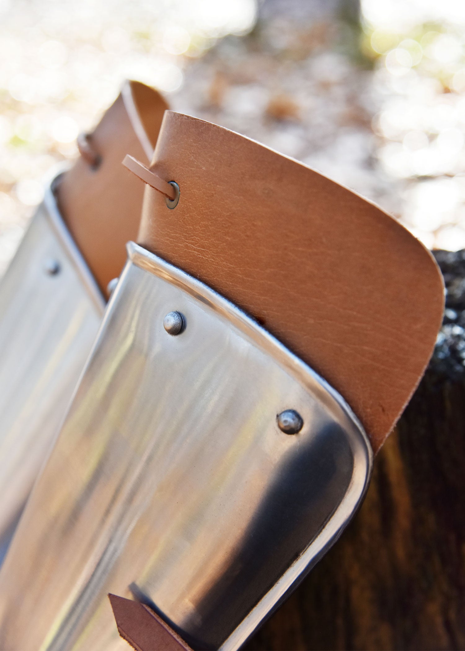 Imagen única de: Artículos Para Piernas De Finales De La Edad Media, Acero De 1,2 Mm.