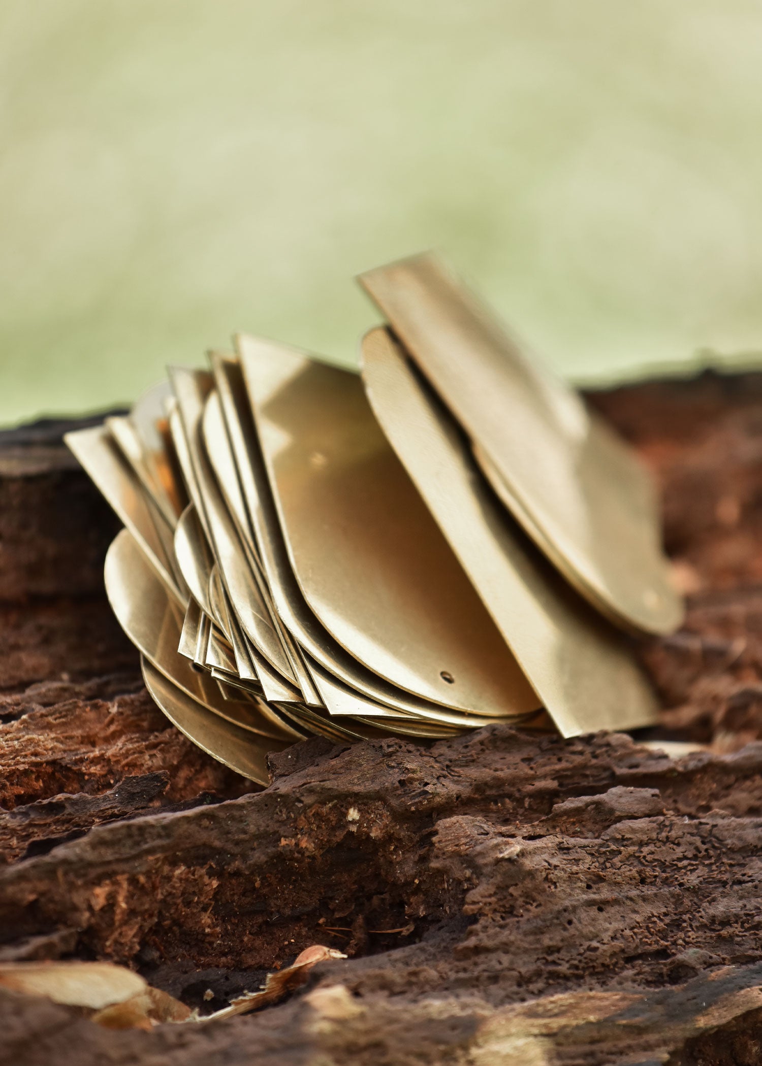 Imagen única de: Básculas De Latón Para Slat Armor 75 Mm X 50 Mm (Paquete De 25)