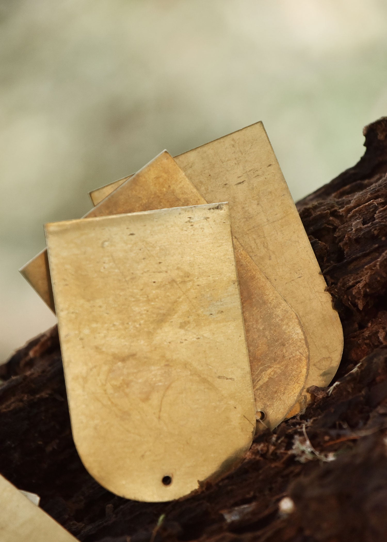 Imagen única de: Básculas De Latón Para Slat Armor 75 Mm X 50 Mm (Paquete De 25)