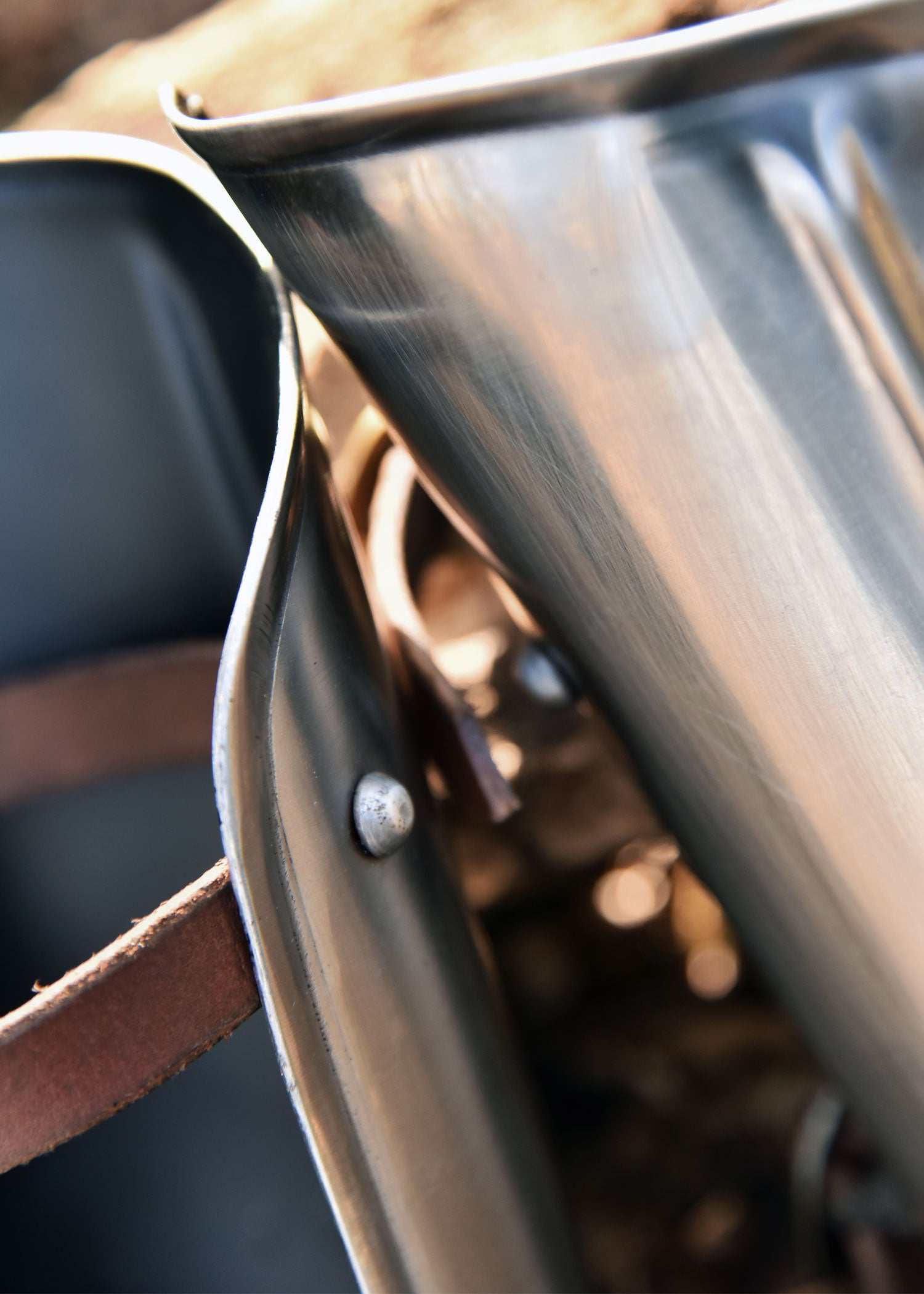 Imagen única de: Brazaletes Con Nervadura Central, Acero.