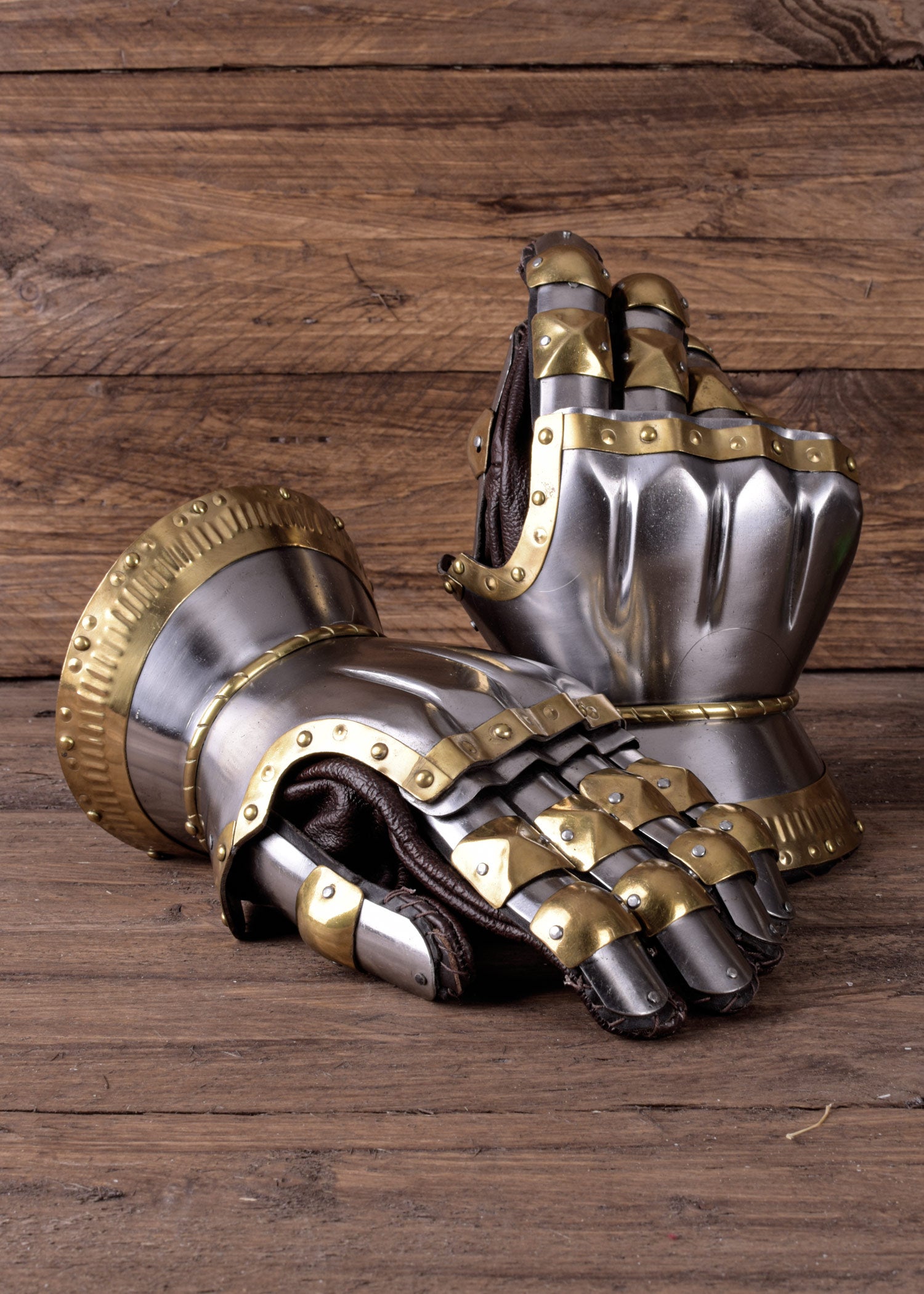 Guantes De Reloj De Arena, Alrededor De 1390, Hechos A Mano Con Acero De 1,6 Mm - Tienda Medieval.