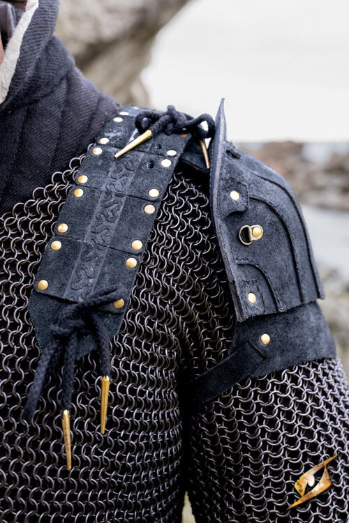 Imagen única de: Armadura De Hombro De Ante Woodsman