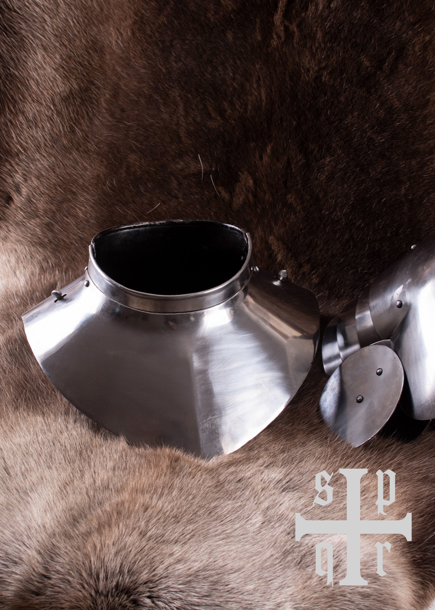 Imagen única de: Gorjal Medieval Con Axilas, Siglo Xiv, Acero De 1,6 Mm