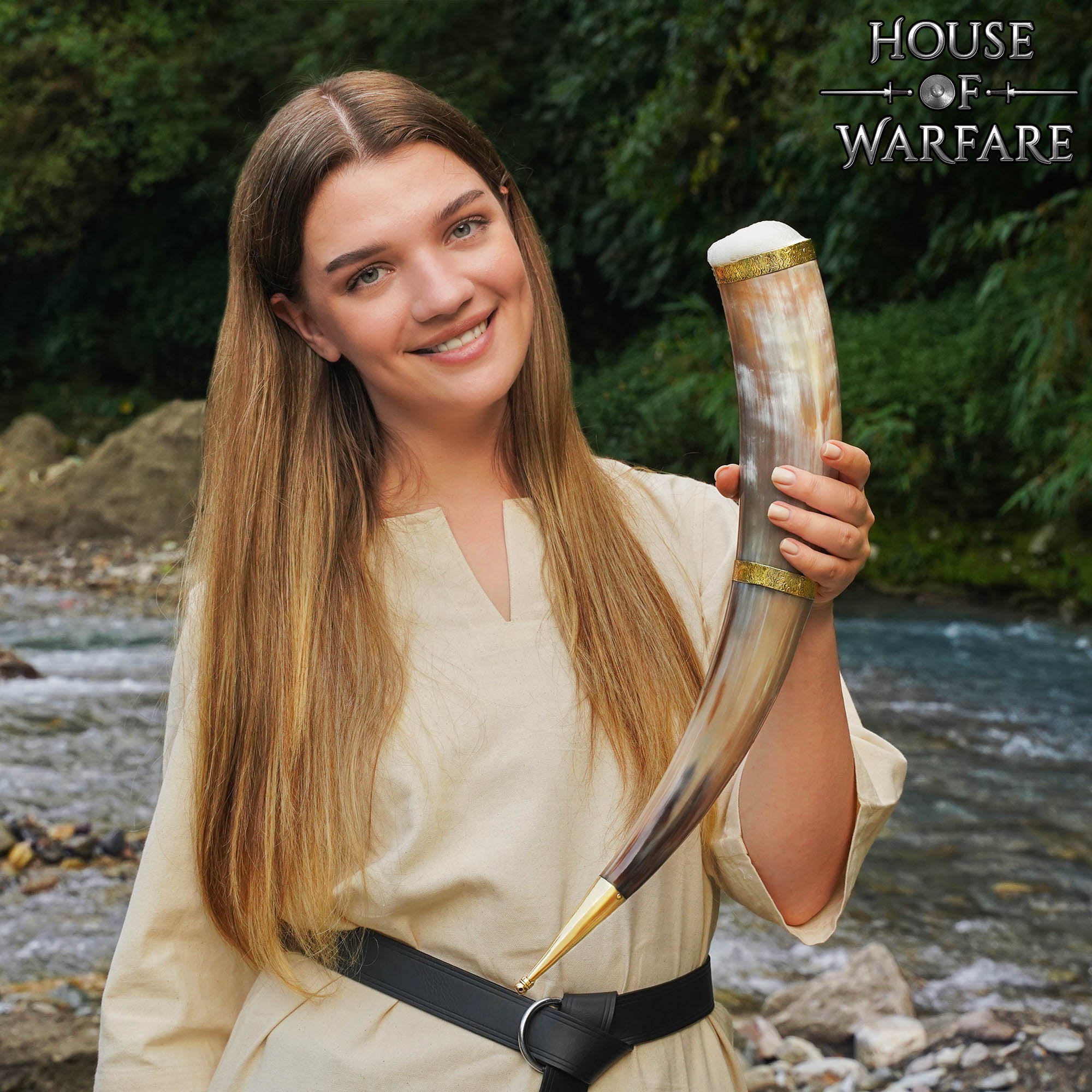 Imagen única de: Cuerno Medieval Vikingo para Beber con Adornos de Latón - Larp, Temas Vikingos