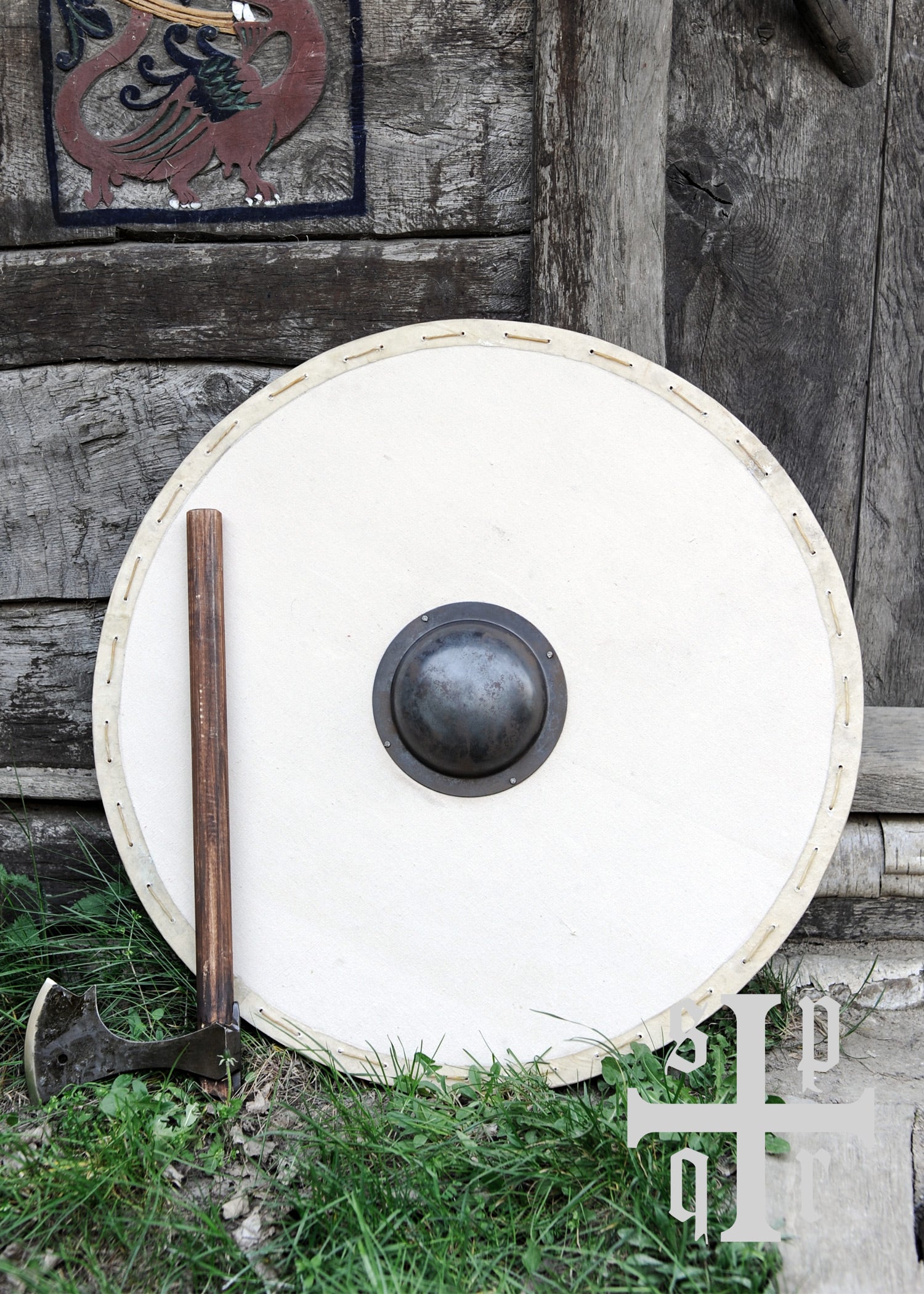 Imagen única de: Escudo Vikingo Redondo De Madera Y Lona, Con Casquillo De Hierro.