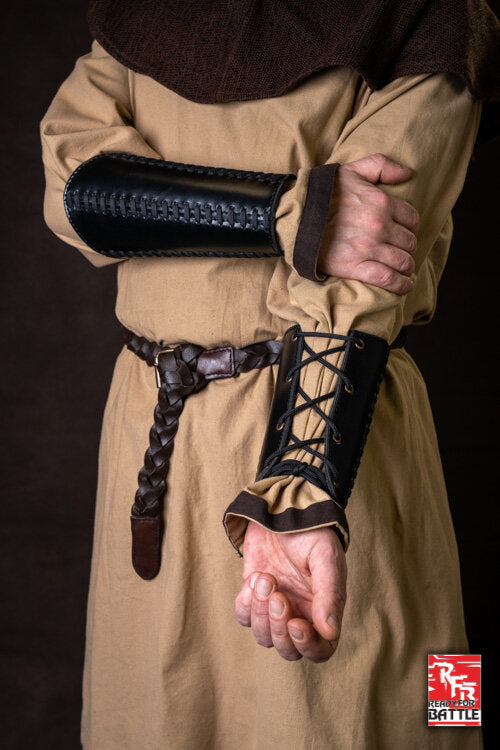 Imagen única de: Brazales Escudero - Cuero Sintético