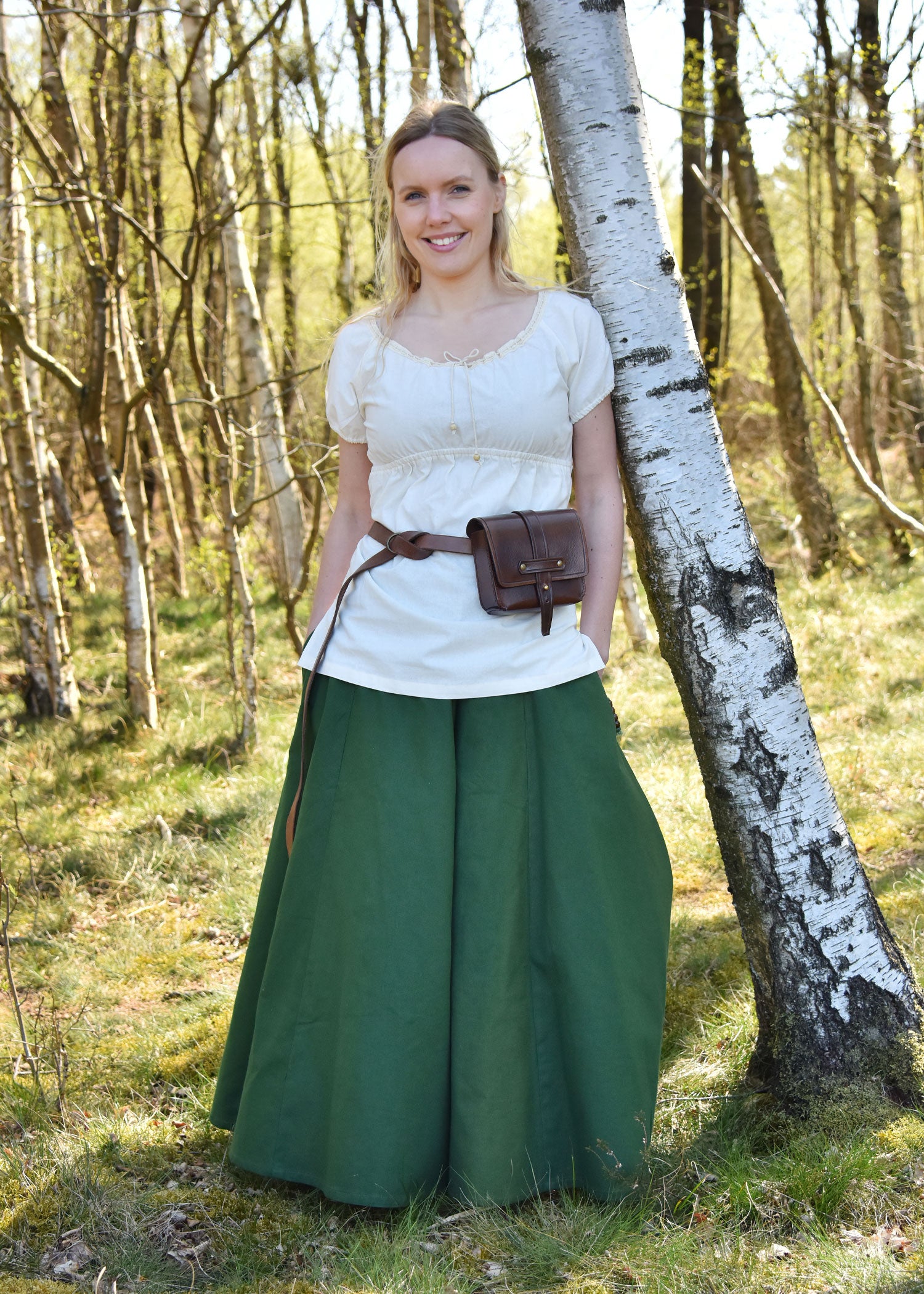 Imagen única de: Falda Medieval, De Vuelo, Verde