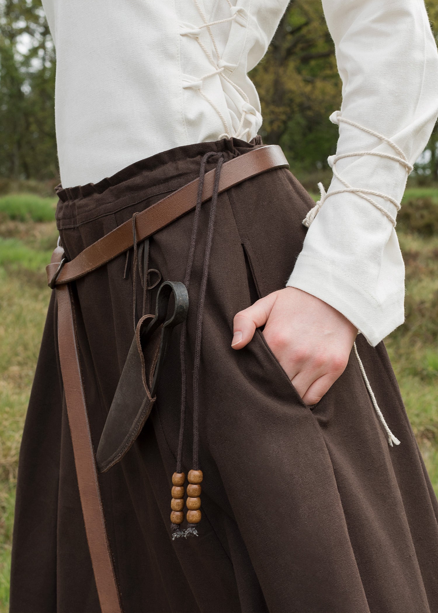 Imagen única de: Falda Medieval Con Vuelo, Marrón Oscuro
