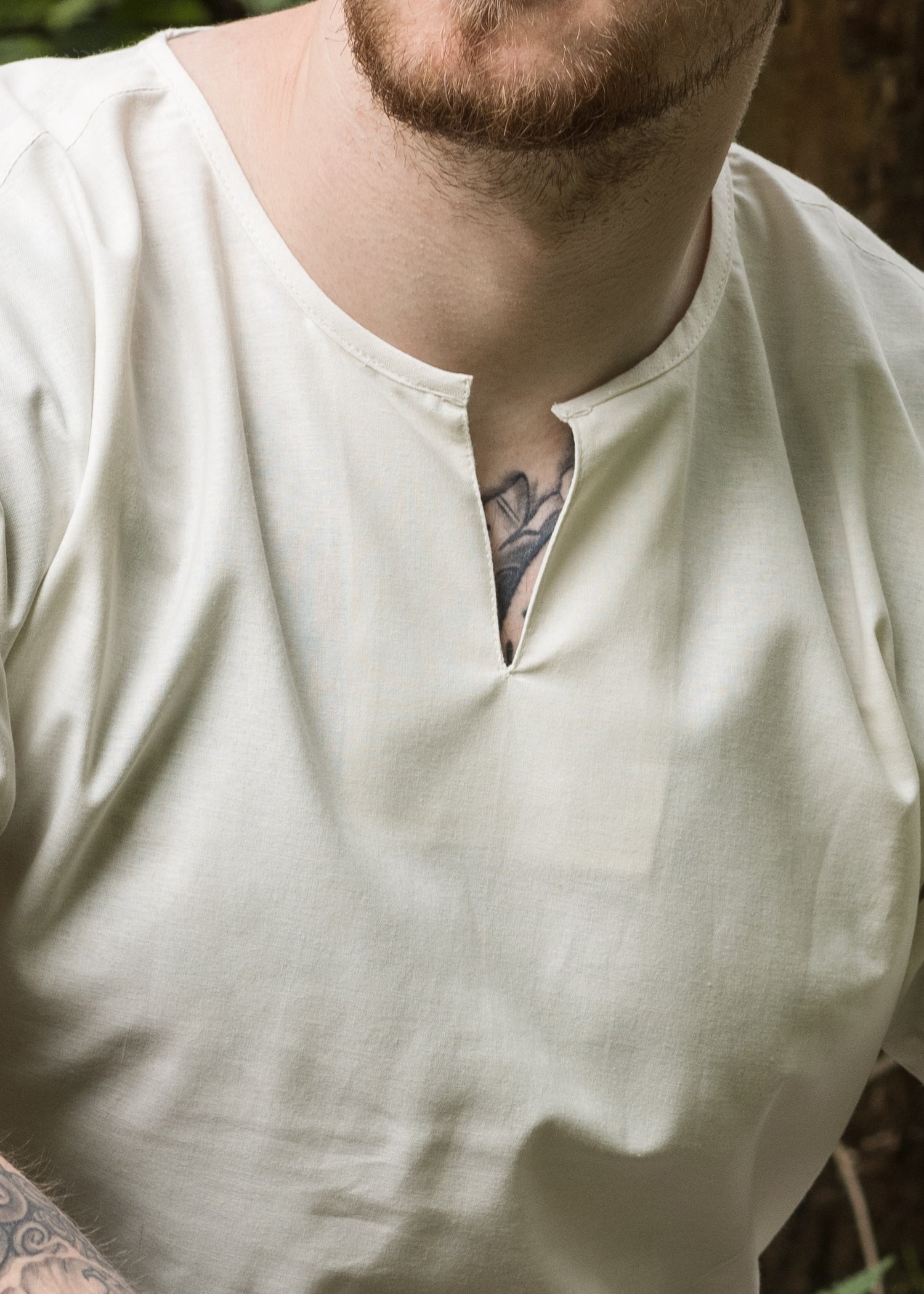 Imagen única de: Túnica Medieval Sencilla Sigmund, Manga Corta, Natural