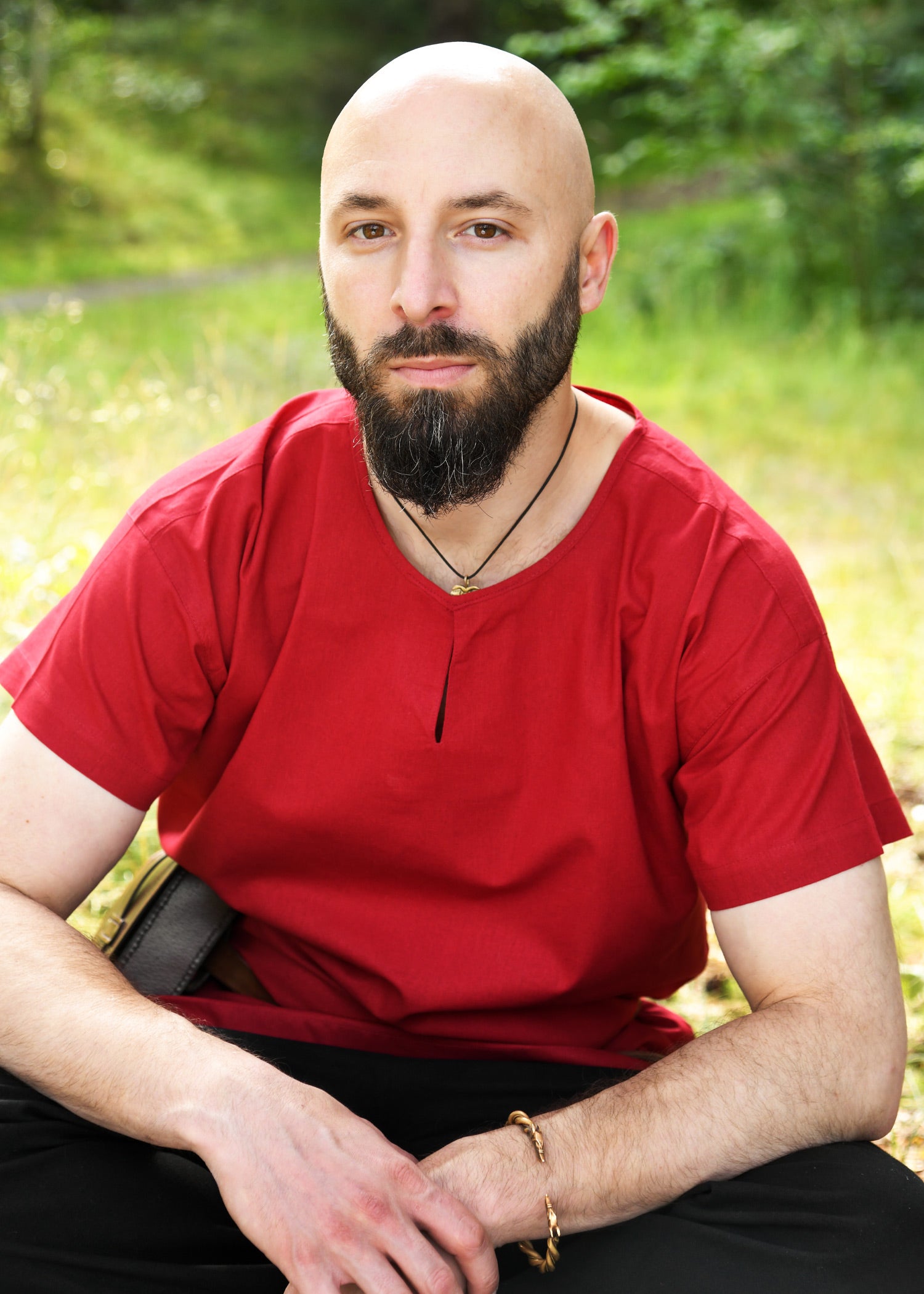 Imagen única de: Túnica Medieval Sencilla Sigmund, Manga Corta, Roja