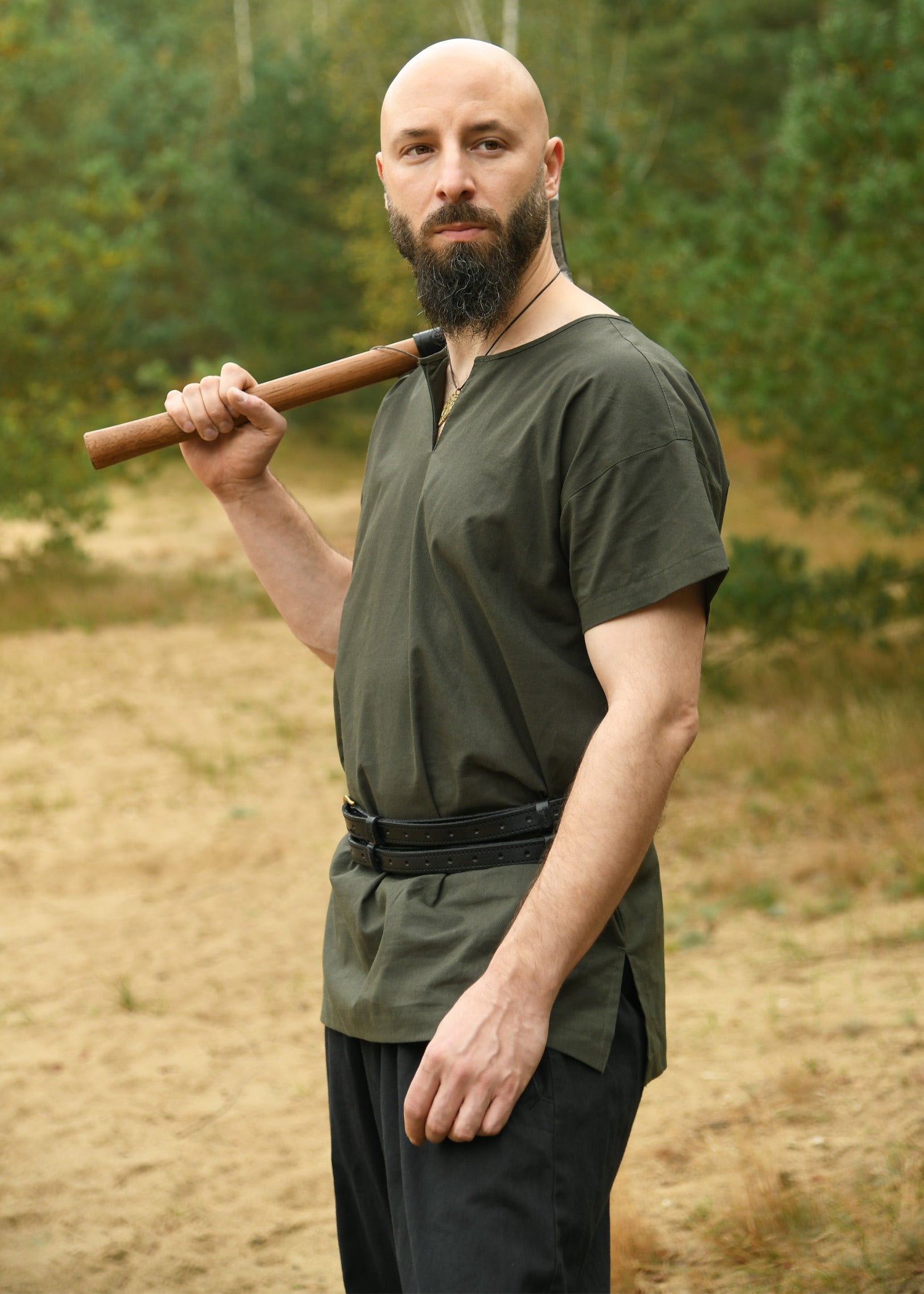 Imagen única de: Túnica Medieval Sencilla Sigmund, Manga Corta, Verde Oliva