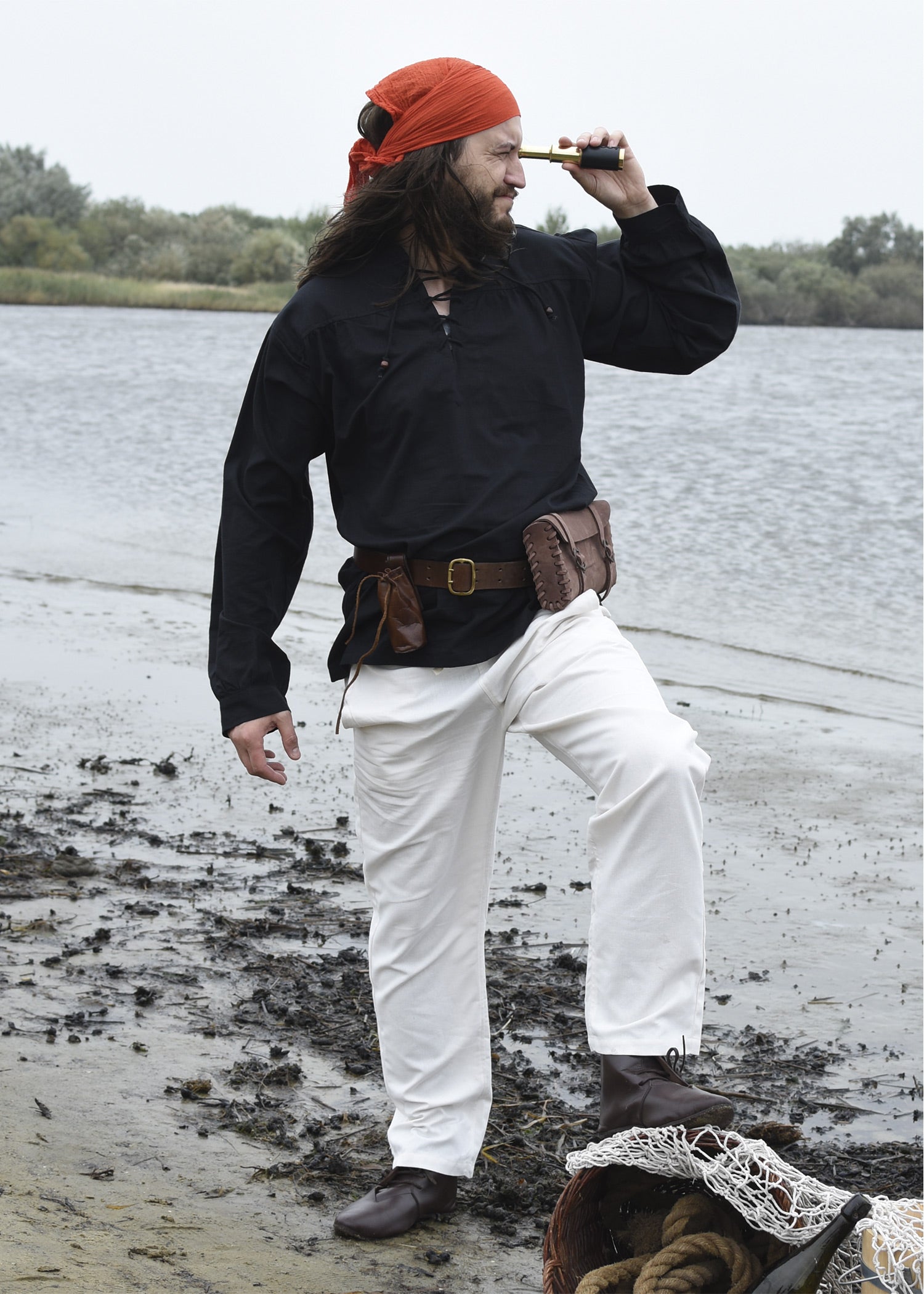 Imagen única de: Camisa Medieval Ludwig, Negra