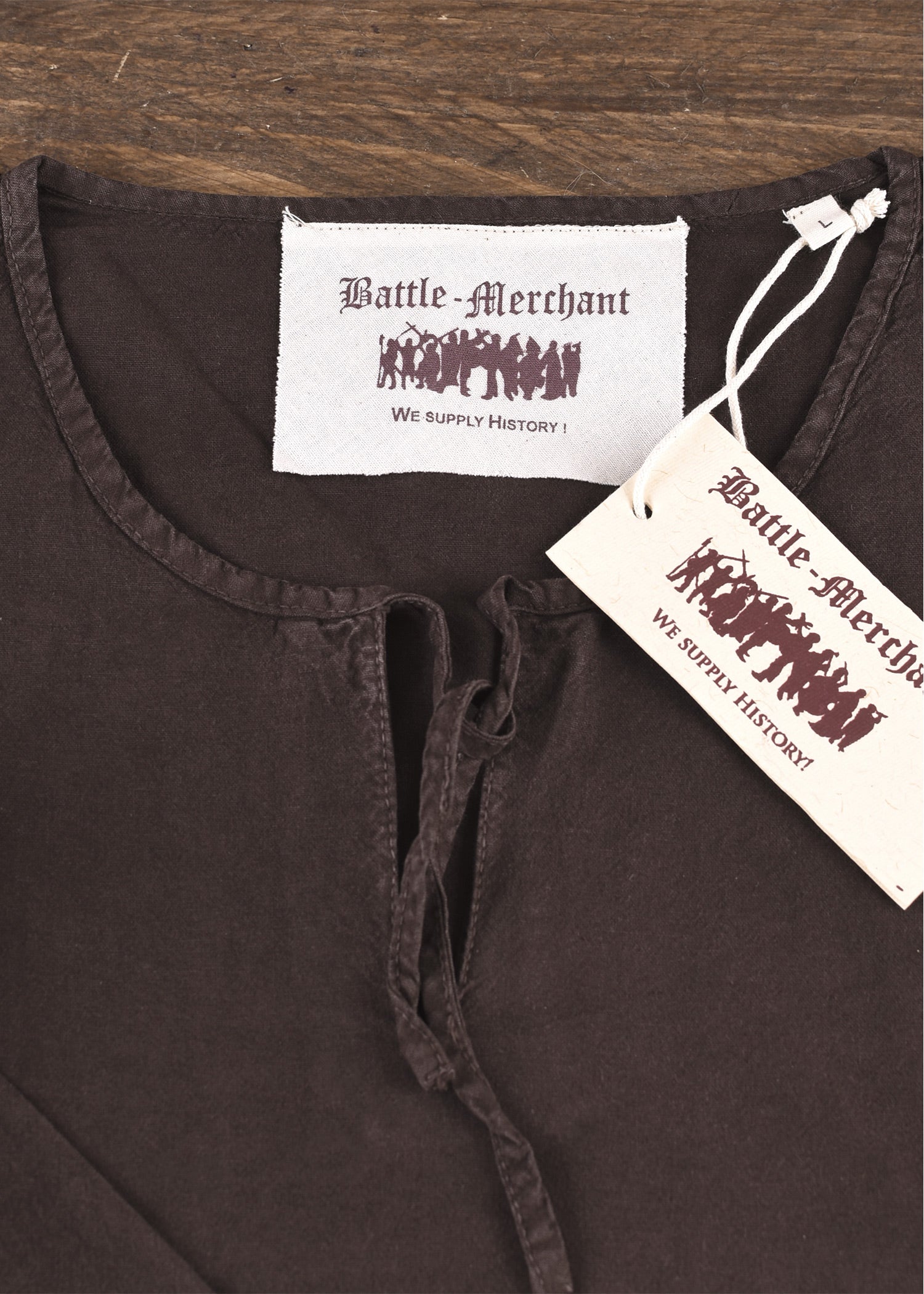 Imagen única de: Túnica Medieval Sencilla Gunther, Mangas Largas, Marrón