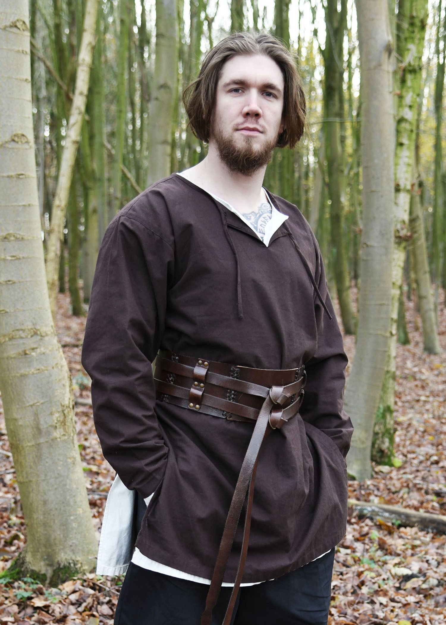 Imagen única de: Túnica Medieval Sencilla Gunther, Mangas Largas, Marrón