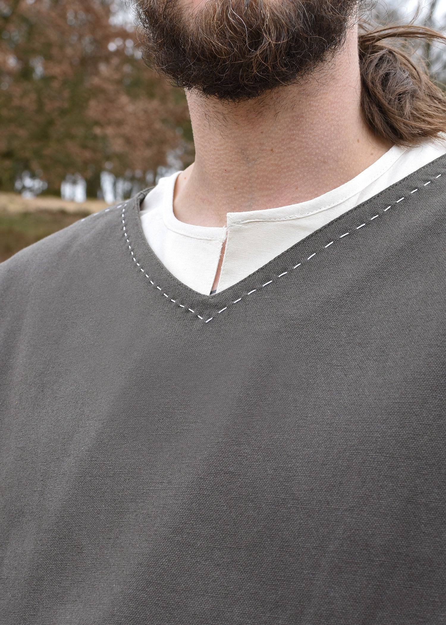 Imagen única de: Túnica Medieval Kragelund Askur, Mangas Largas, Verde Oliva