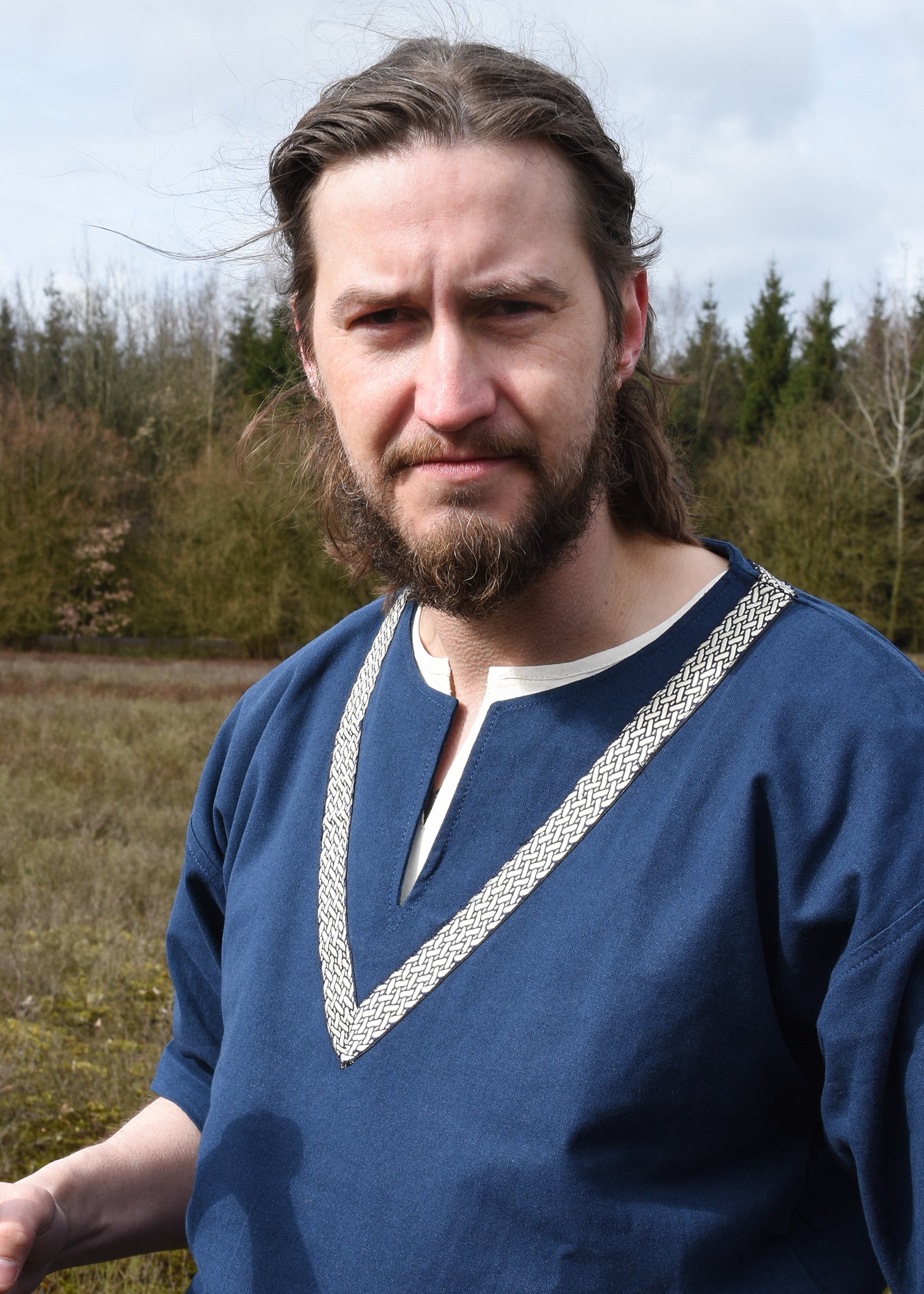 Imagen única de: Túnica Medieval Ailrik Con Borde, Mangas Cortas, Azul