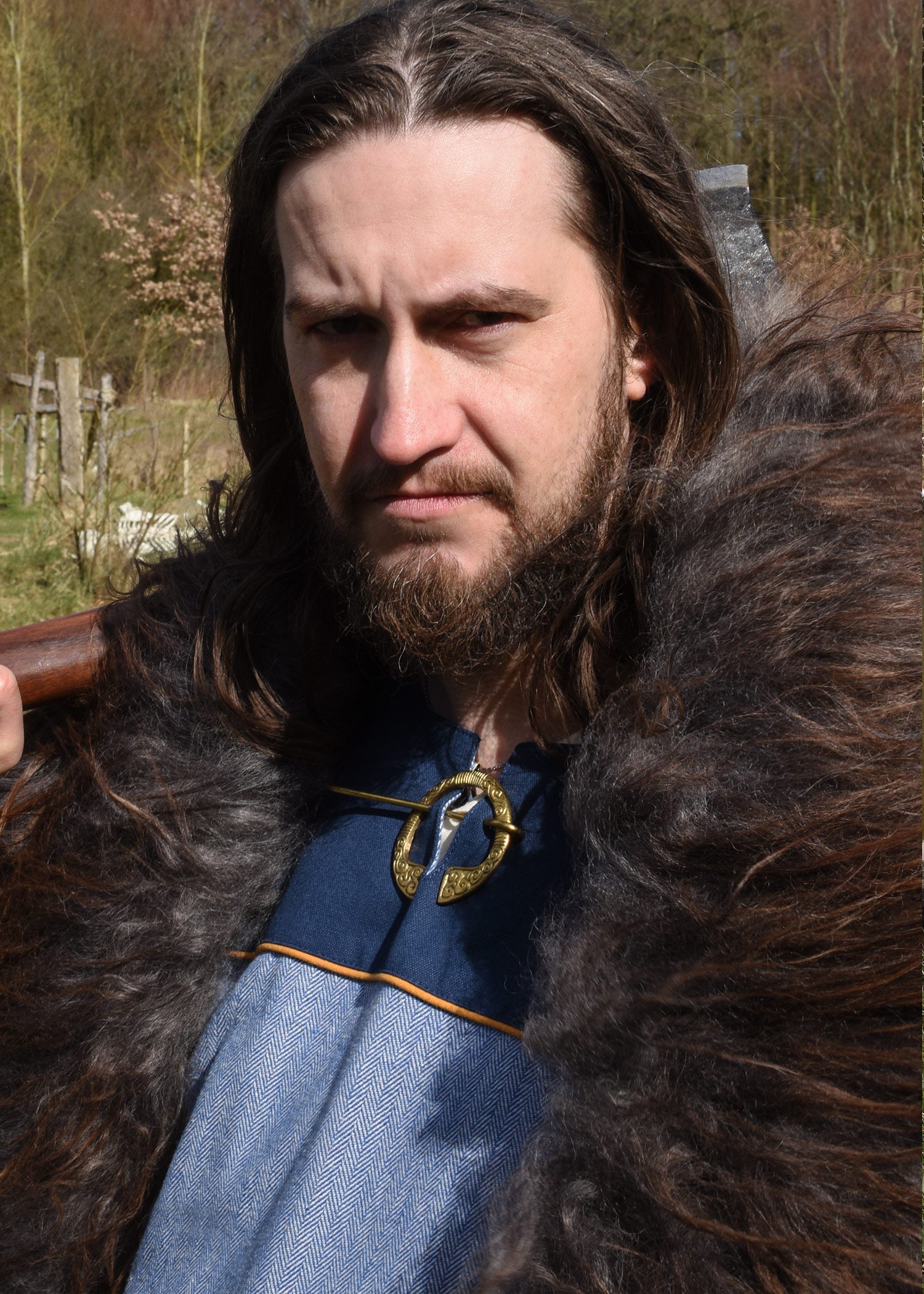 Imagen única de: Túnica Vikinga Ove Con Diseño De Espiga, Azul