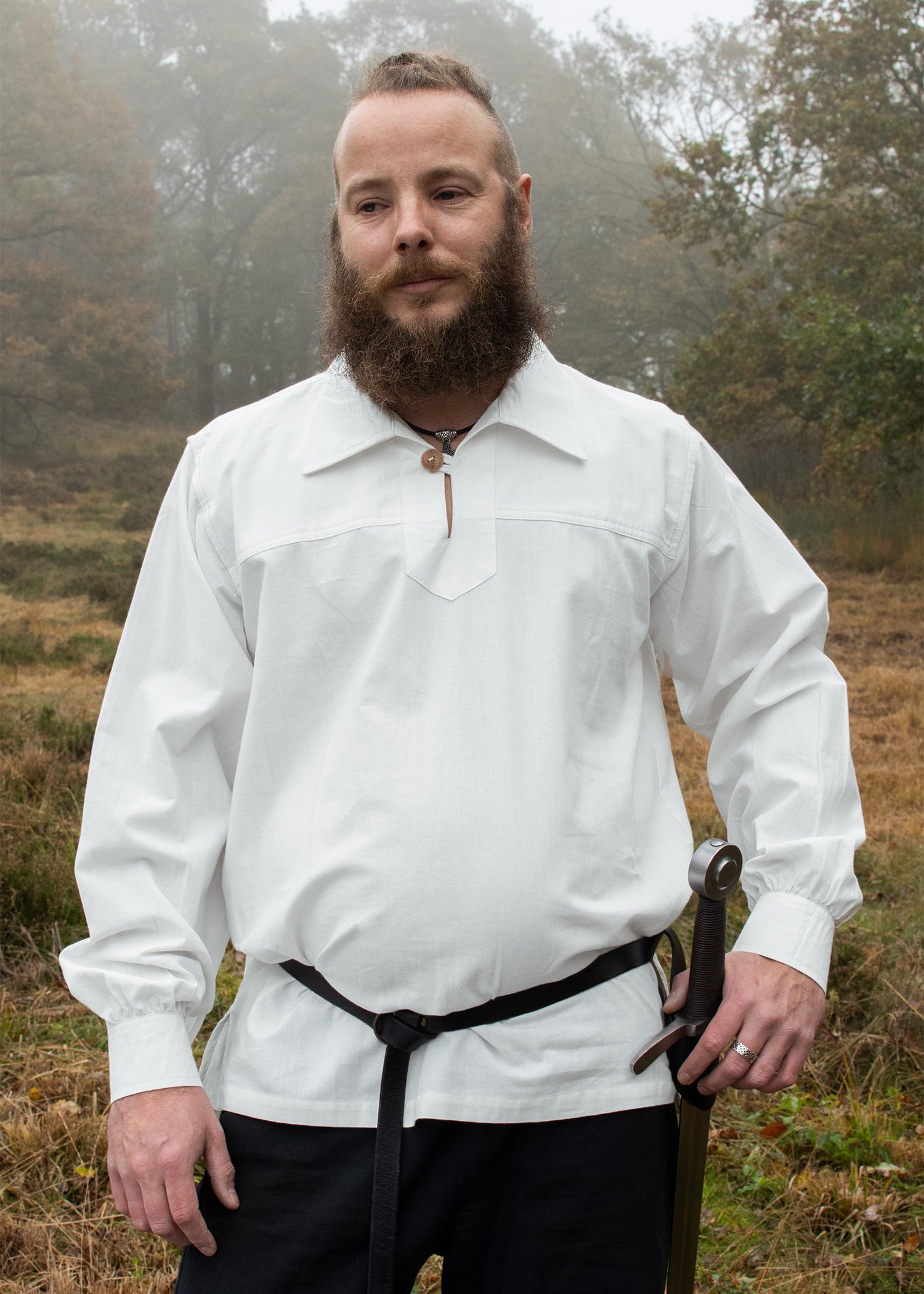 Imagen única de: Camisa De Caballero Medieval Götz, Blanca