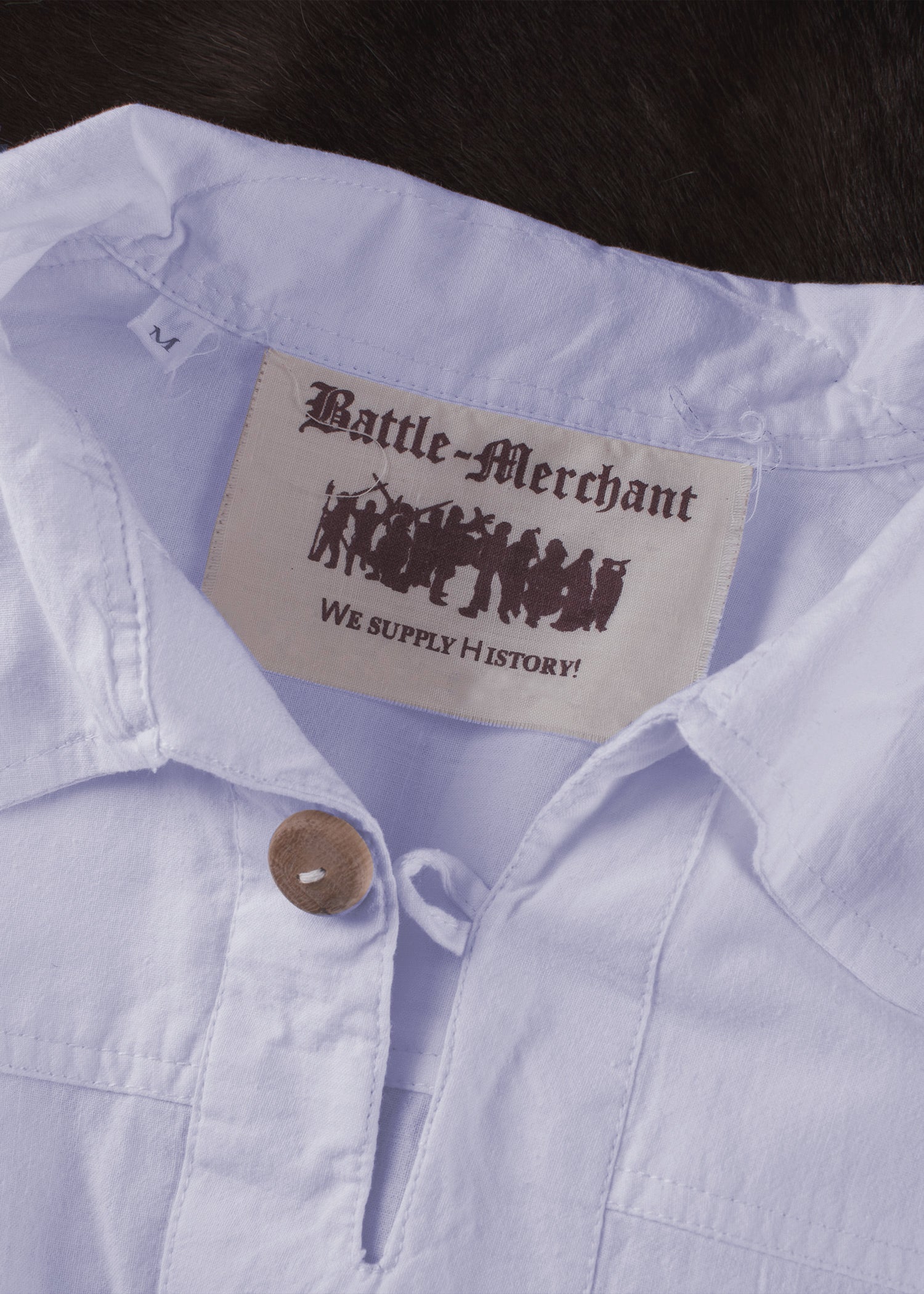 Imagen única de: Camisa De Caballero Medieval Götz, Blanca (Color Azul)
