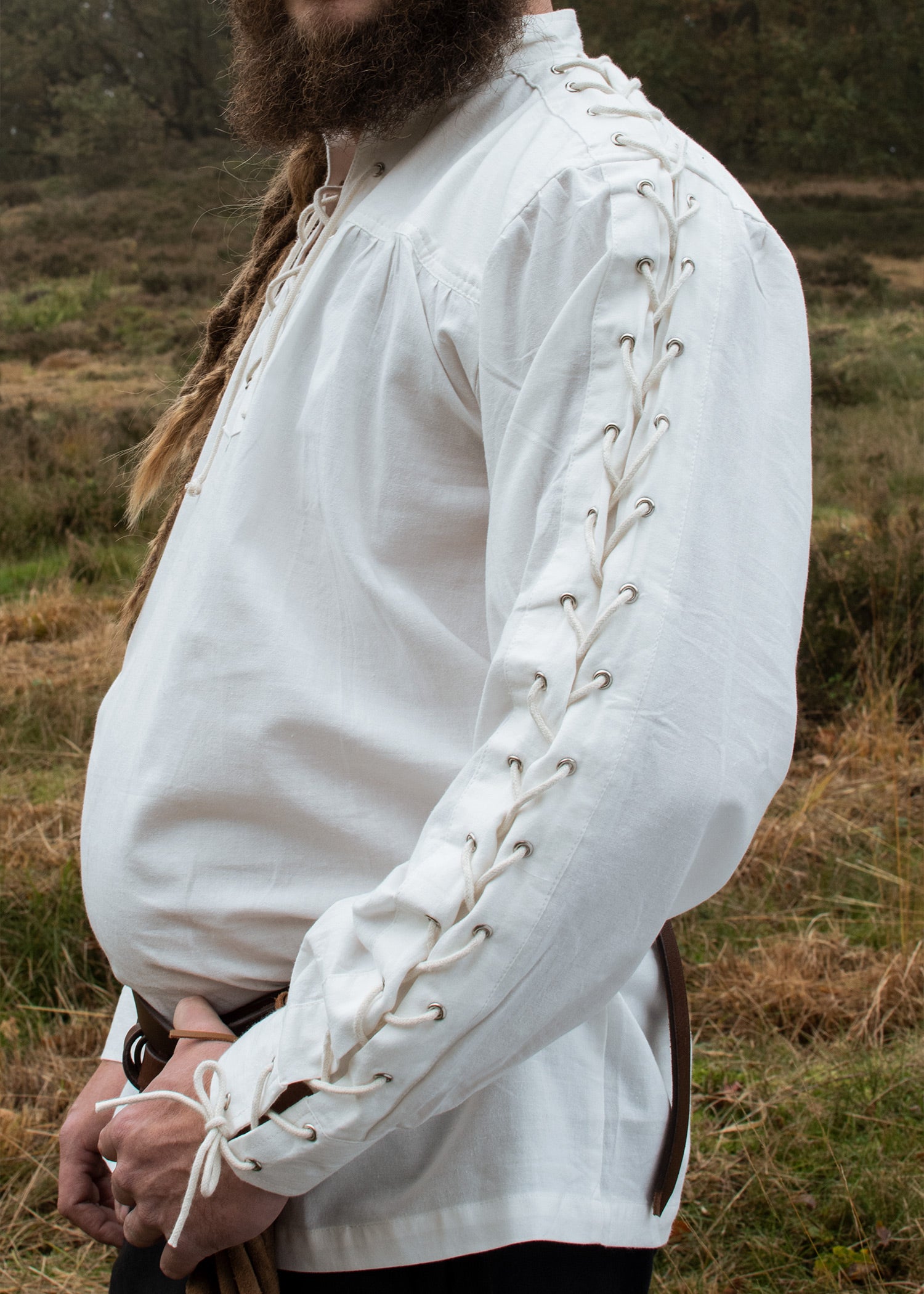 Imagen única de: Camisa Medieval Corvin Con Cordones, Blanca