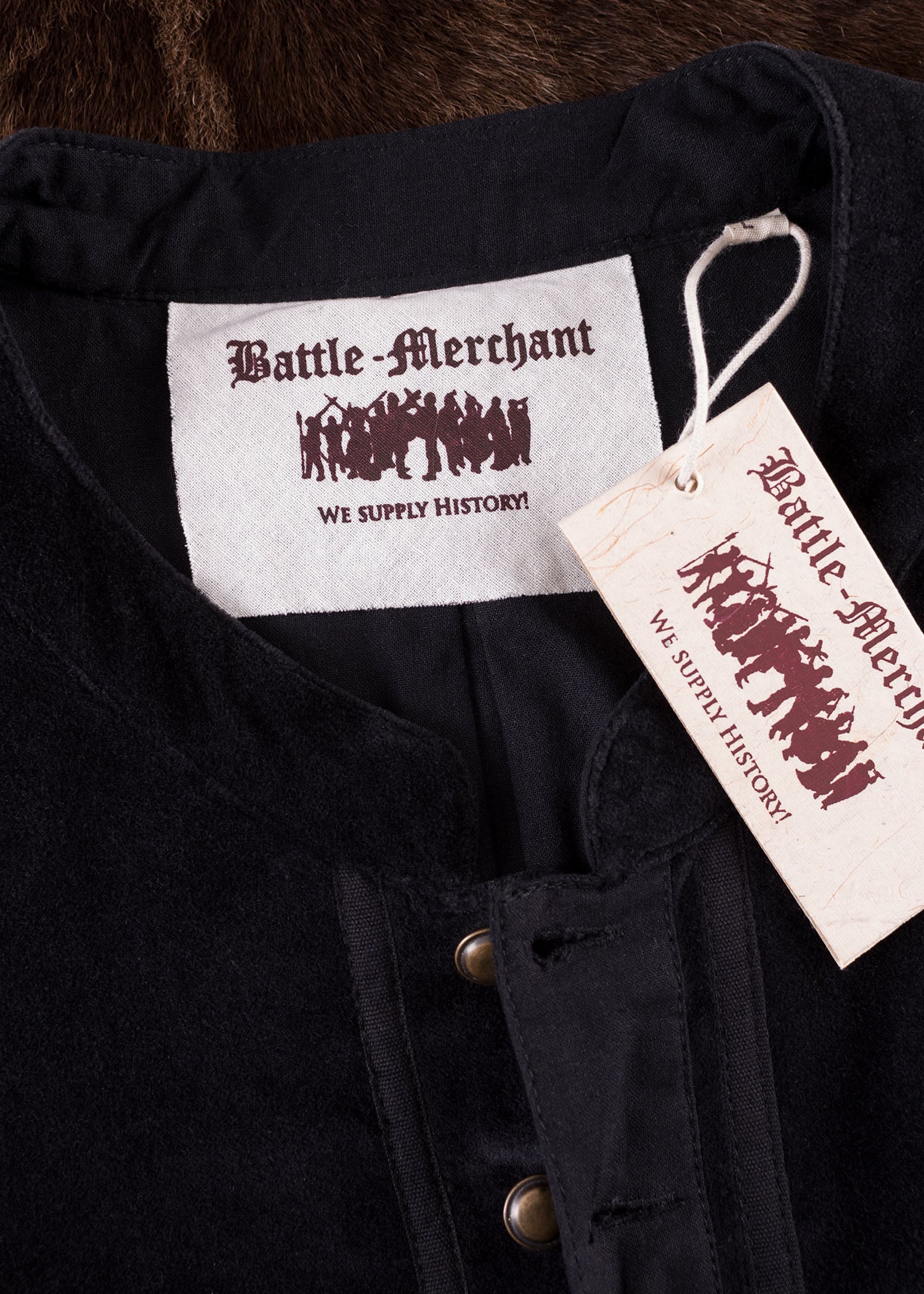 Imagen única de: Jubón De Terciopelo Victor Con Botones De Metal, Negro