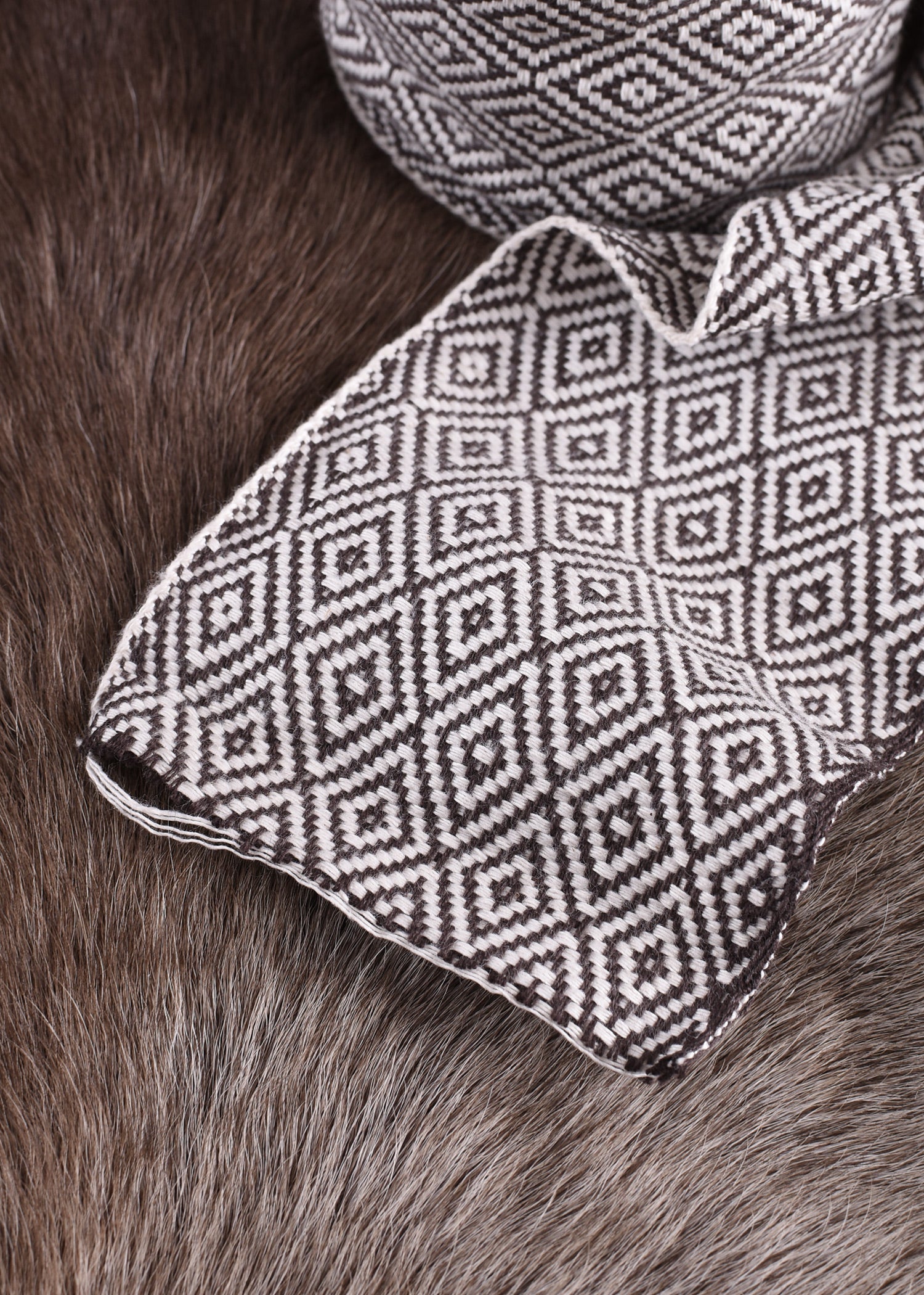 Imagen única de: Fular Vikingo, Cinta De Sarga Con Rombos, 7 M De Largo, En Varios Colores