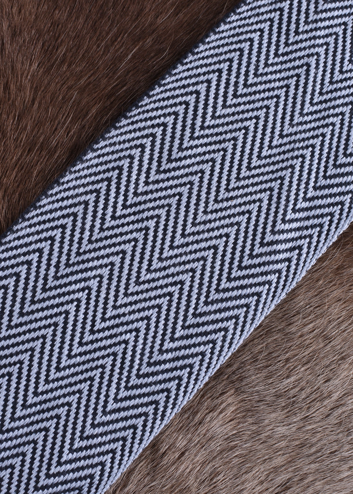 Imagen única de: Fular Vikingo, Cinta En Espiga, 7 M De Largo, En Varios Colores